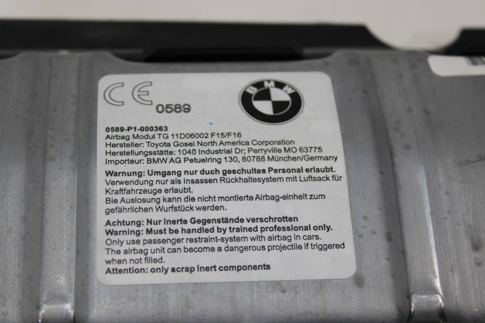 2014-2018 BMW X5, X6 Driver Knee Airbag – OEM 72129311690
