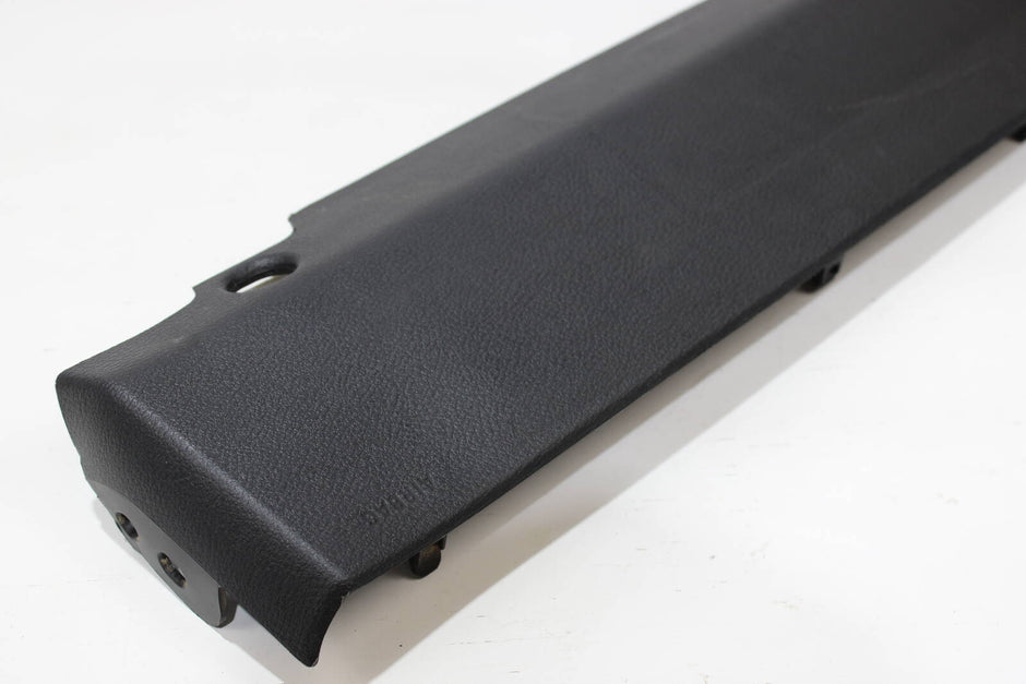 2014-2018 BMW X5, X6 Passenger Knee Airbag – OEM 72129311683