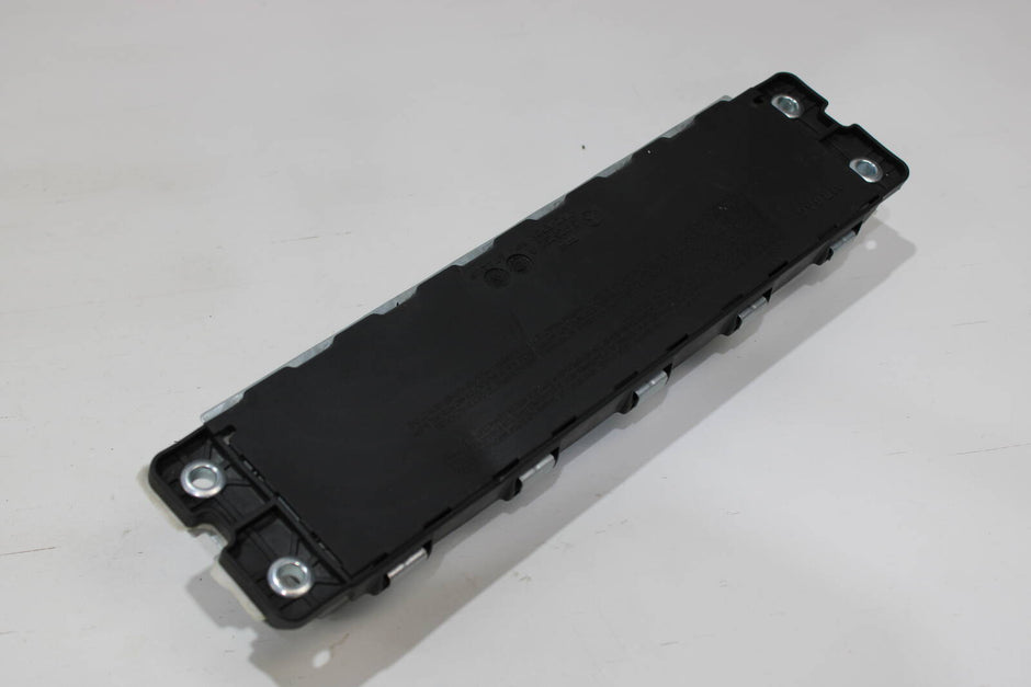 2014-2020 Mercedes-Benz S400, S550, S600, S63, S65 Driver Knee Airbag – OEM A2228600302