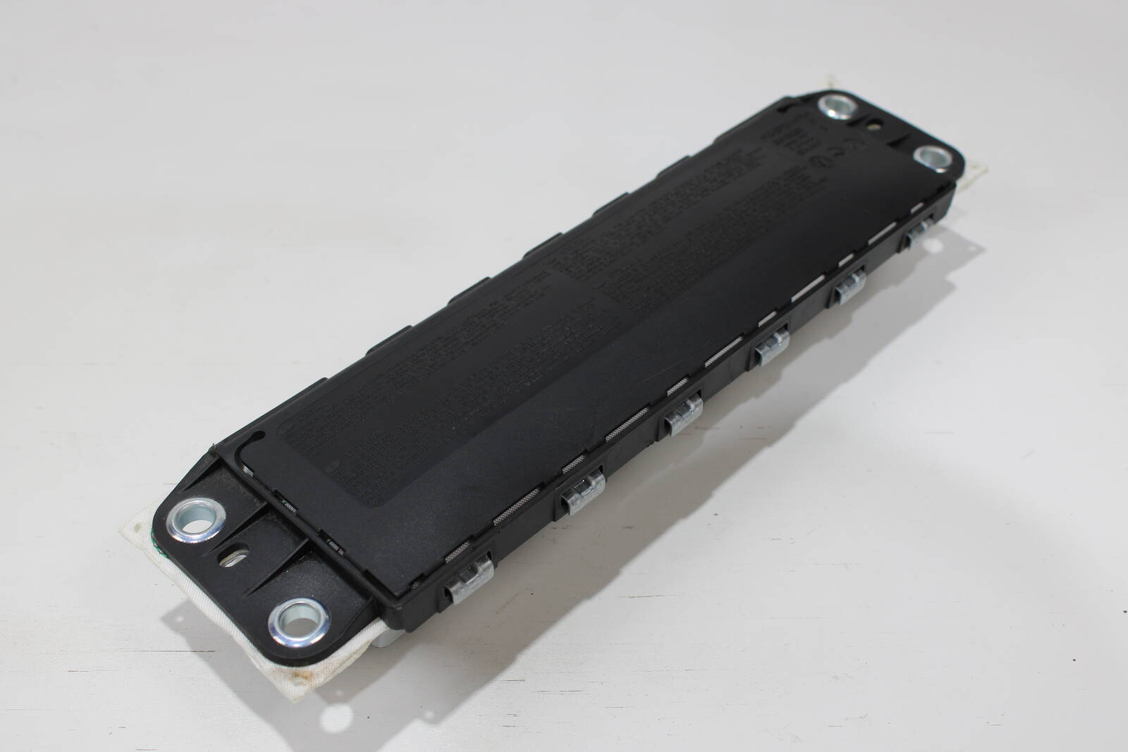 2017-2023 Alfa Romeo Giulia Driver Knee Airbag – OEM 68309681AA