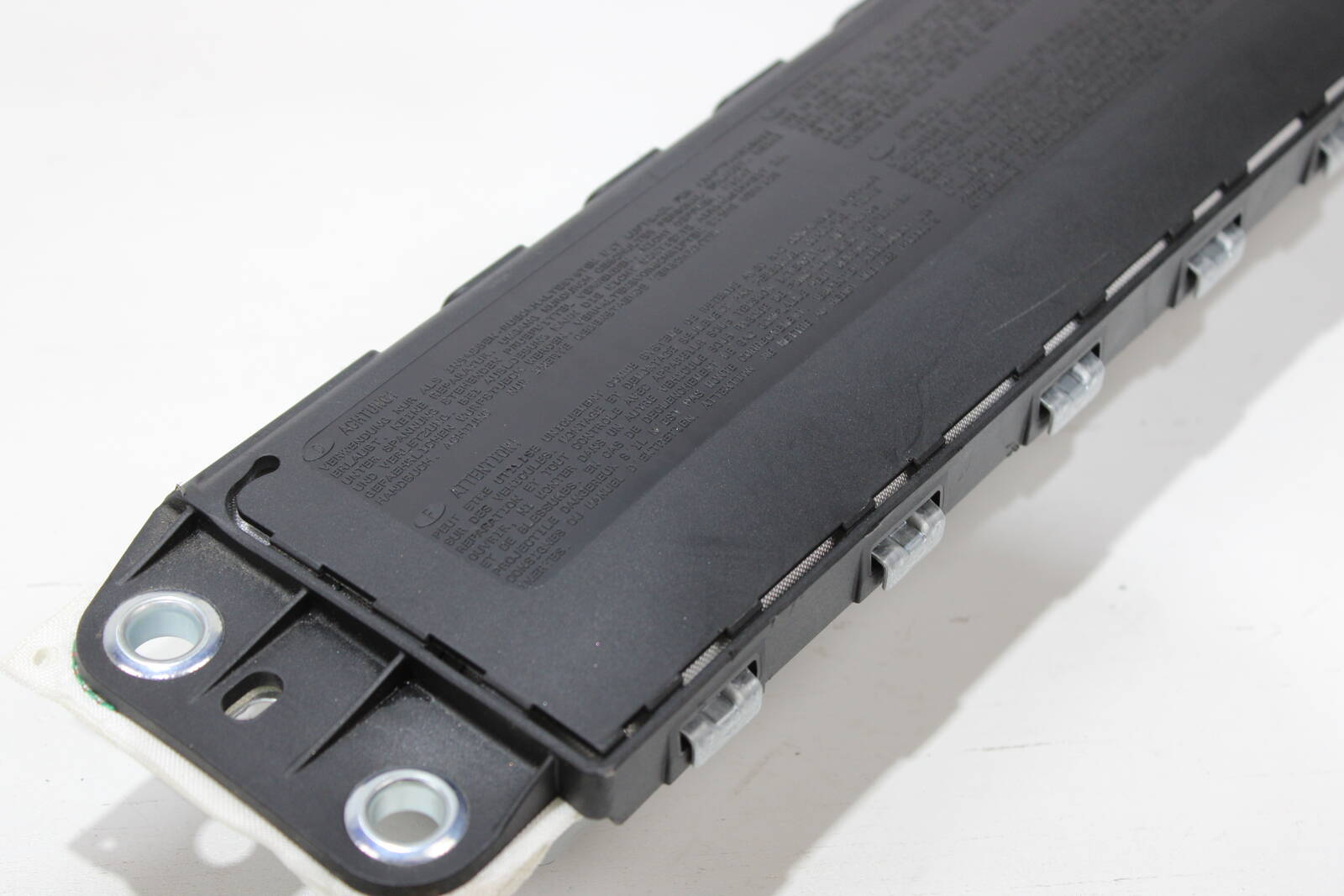 2017-2023 Alfa Romeo Giulia Driver Knee Airbag – OEM 68309681AA