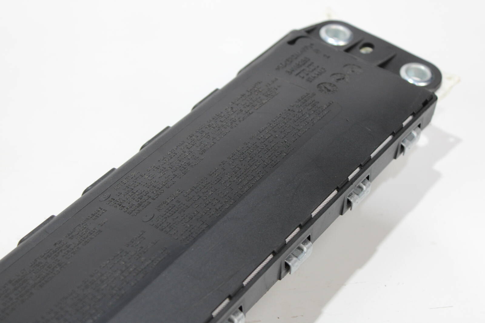 2017-2023 Alfa Romeo Giulia Driver Knee Airbag – OEM 68309681AA