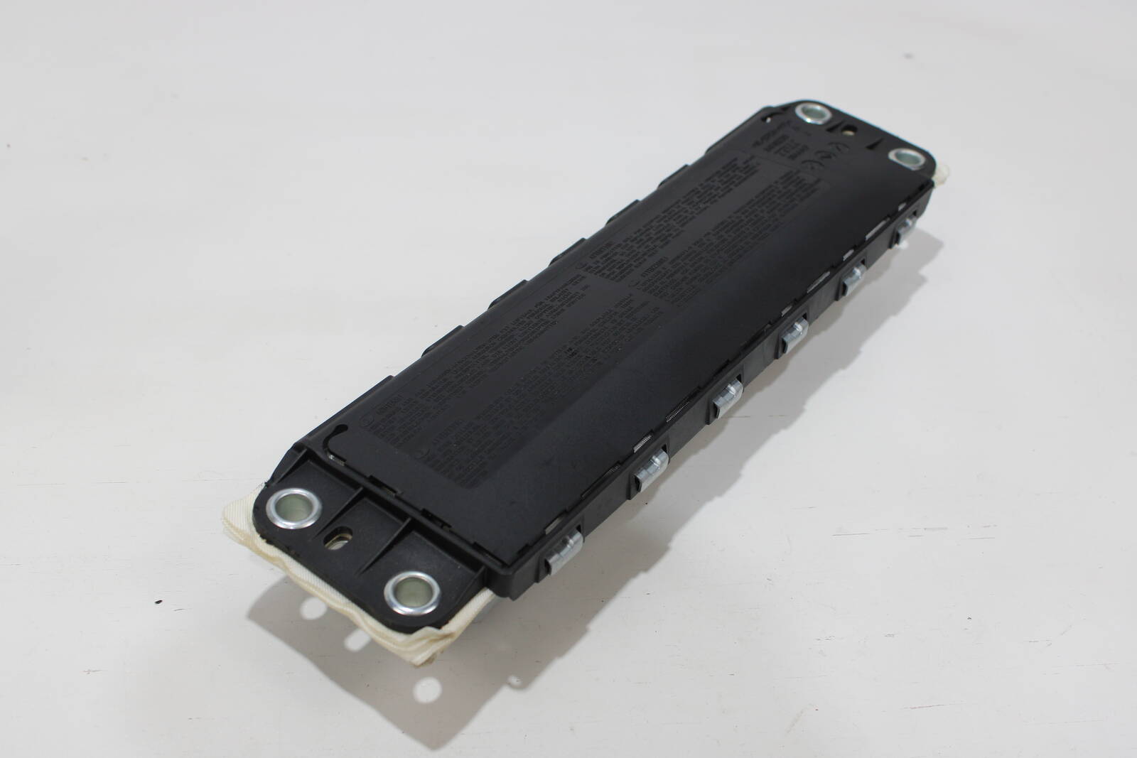 2014-2023 Maserati Ghibli Driver Knee Airbag – OEM 670033888, 06700081620