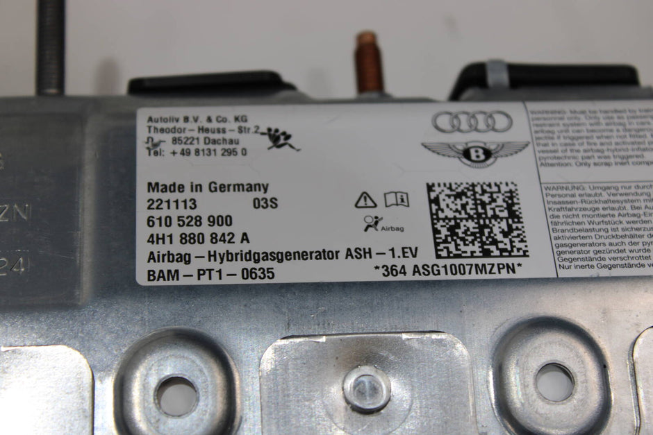 2011-2018 Audi A8, S8 Passenger Knee Airbag – OEM 4H1880842A