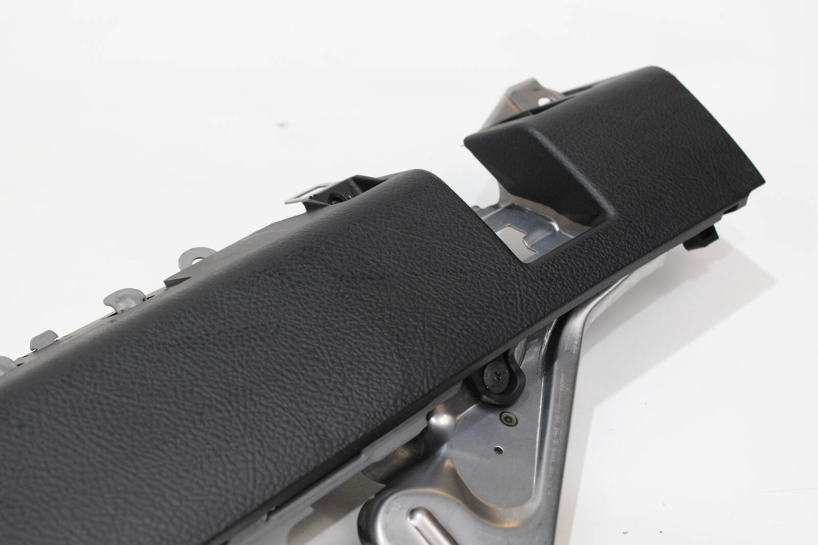 2007–2012 Lexus LS460, LS600h driver side knee airbag – OEM 7390050030C0