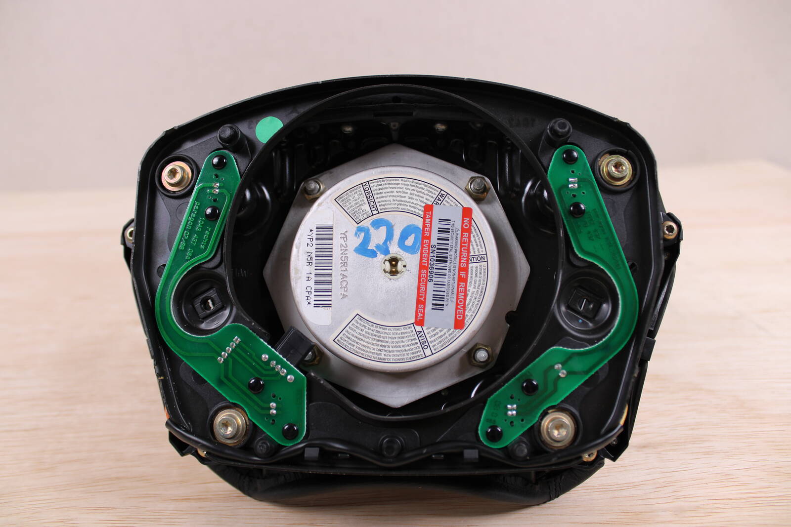 2000-2006 Mercedes-Benz S430, S500, S600, S55, CL500, CL600, CL55 Driver Steering Wheel Airbag – OEM A2204601498