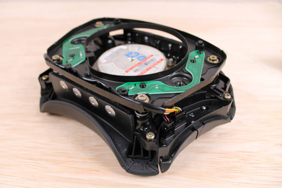 2000-2006 Mercedes-Benz S430, S500, S600, S55, CL500, CL600, CL55 Driver Steering Wheel Airbag – OEM A2204601498