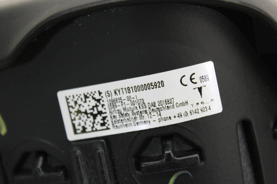 2014-2020 Tesla Model X, Model S Driver Steering Wheel Airbag – OEM 1096835-00-I