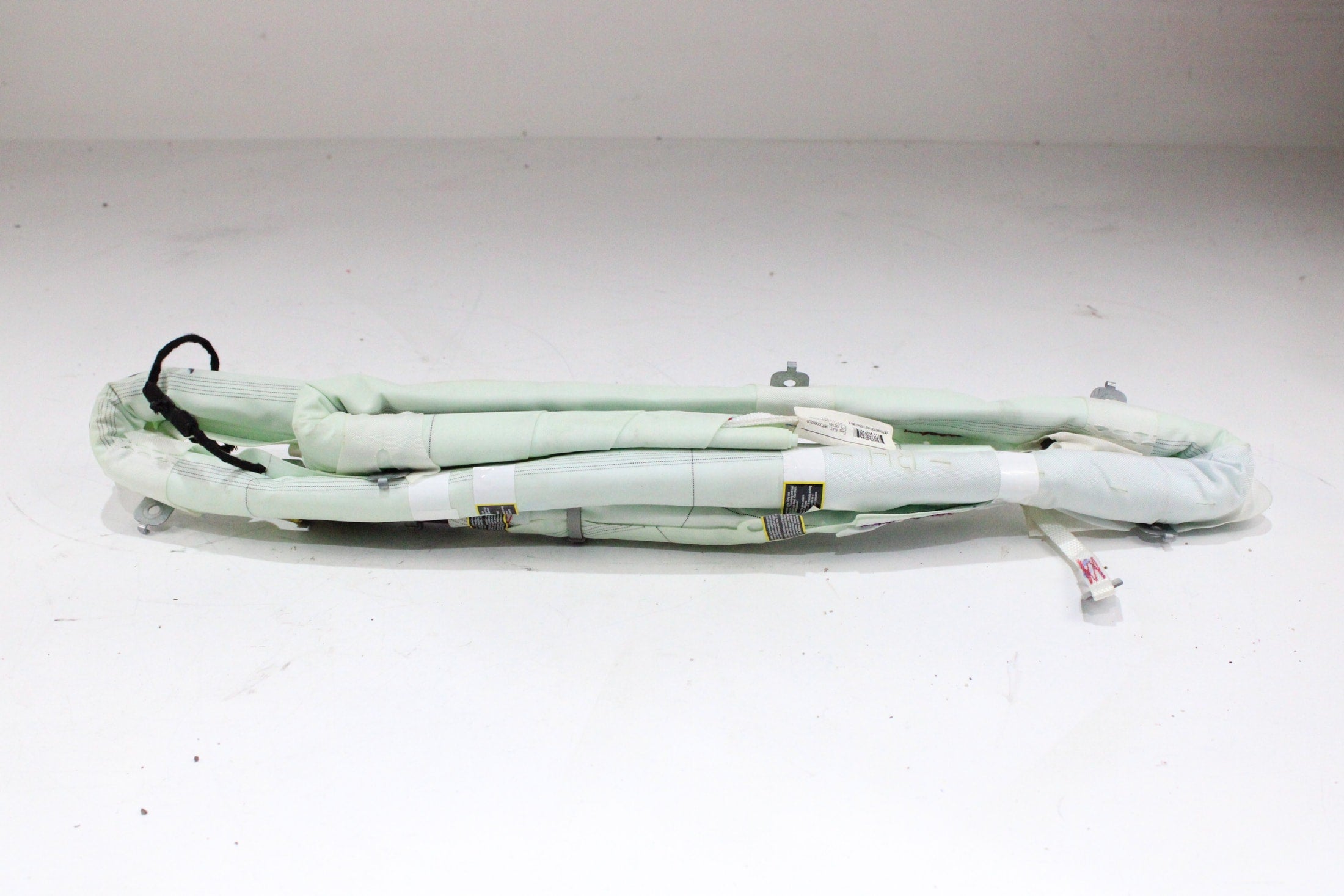 OEM Maserati Curtain Airbag – Fits Ghibli (2014–2024) – Part 670009220 – Maserati – product view · K1536786 · photo 261bc2cf-cbe8-4451-9ca7-0bdbc65437cb