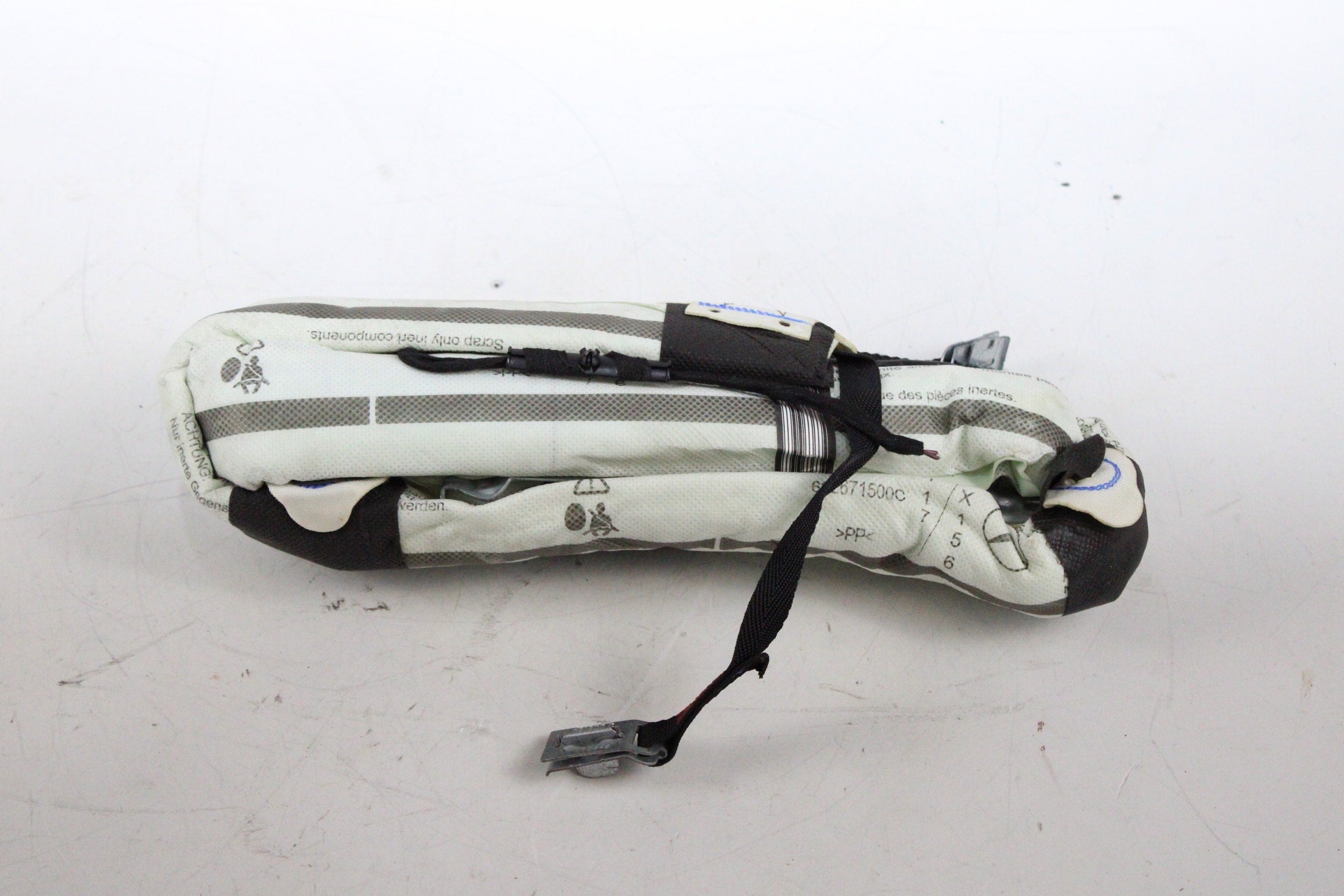 OEM Mercedes-Benz Curtain Airbag – Fits CLA250, CLA45 Amg (2014–2019) – Part A1178600202 – Mercedes-Benz – product view · K1536812 · photo 70092587-ea9d-4811-8d7b-0c9f081efe1c