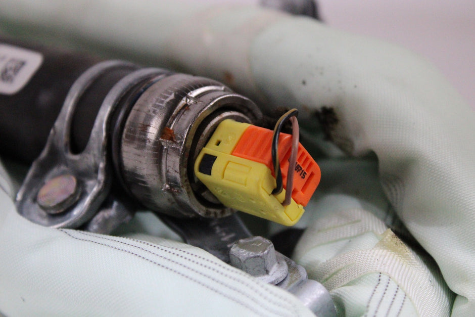 OEM Land Rover Curtain Airbag – Fits Discovery Sport (2015–2019) – Part FK72-14K159-BD – Land Rover – product view · K1536814 · photo 34202dd0-070d-4b9a-a9f7-92313d79eab6