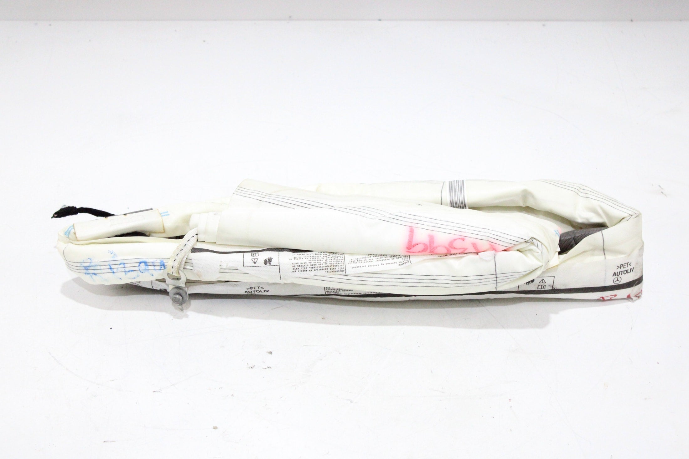 OEM Mercedes-Benz Curtain Airbag – Fits GL350, GL450, GL550, GL63 Amg (2013–2016) and GL500 (2013–2015) and GLS350D (2017) and GLS450, GLS550, GLS63 Amg (2017–2019) – Part A1668602802 – Mercedes-Benz – product view · K1536817 · photo 99566d7c-a751-4ff7-b010-a42c4ff9d320