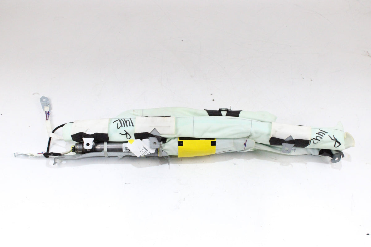 OEM Maserati Curtain Airbag – Fits Levante (2017–2022) – Part 670038652 – Maserati – product view · K1536910 · photo 35a874a5-7ca9-45d0-a241-60bda2c00032