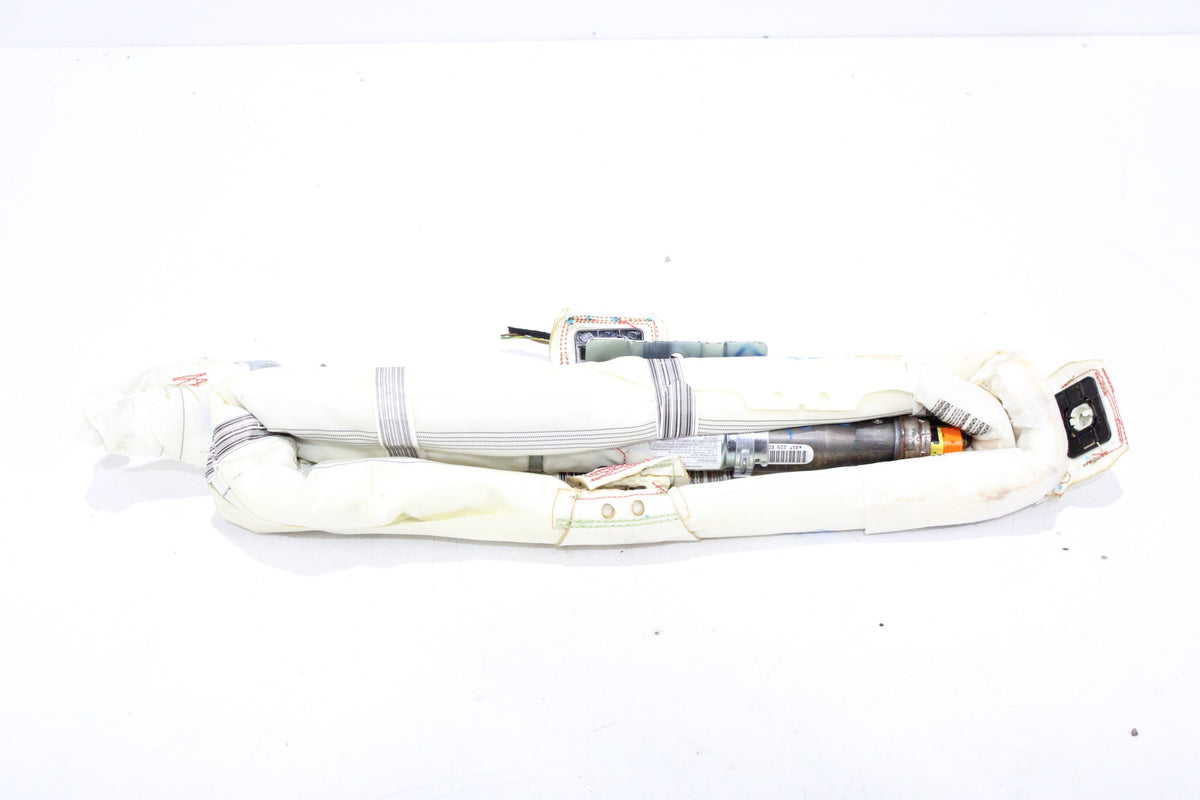 OEM Mercedes-Benz Curtain Airbag – Fits ML250, ML400 (2015) and ML350, ML63 Amg (2012–2015) and ML550 (2012–2014) and GLE300D (2016–2017) and GLE350 (2016–2018) and GLE400, GLE63 Amg (2016–2019) – Part A1668600702 – Mercedes-Benz – product view · K1536913 · photo f423ce61-230c-4461-840a-f96ba050a1fa