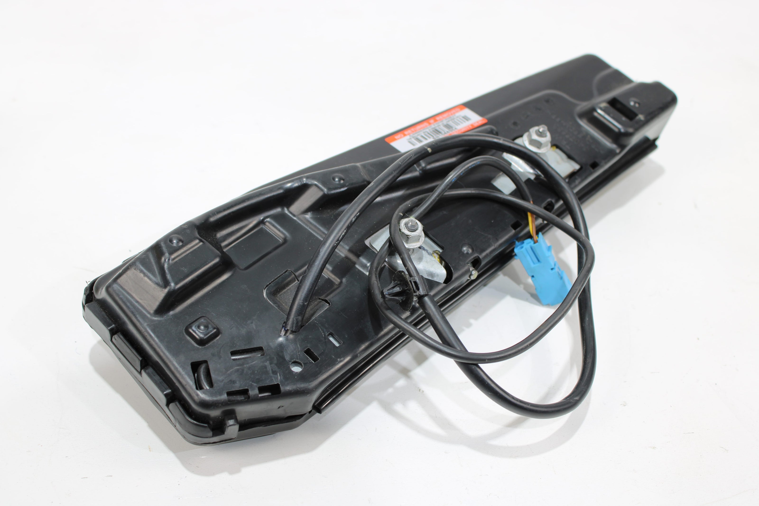 OEM Bmw Side Airbag – Fits X3 (2011–2017) – Part #72127311668