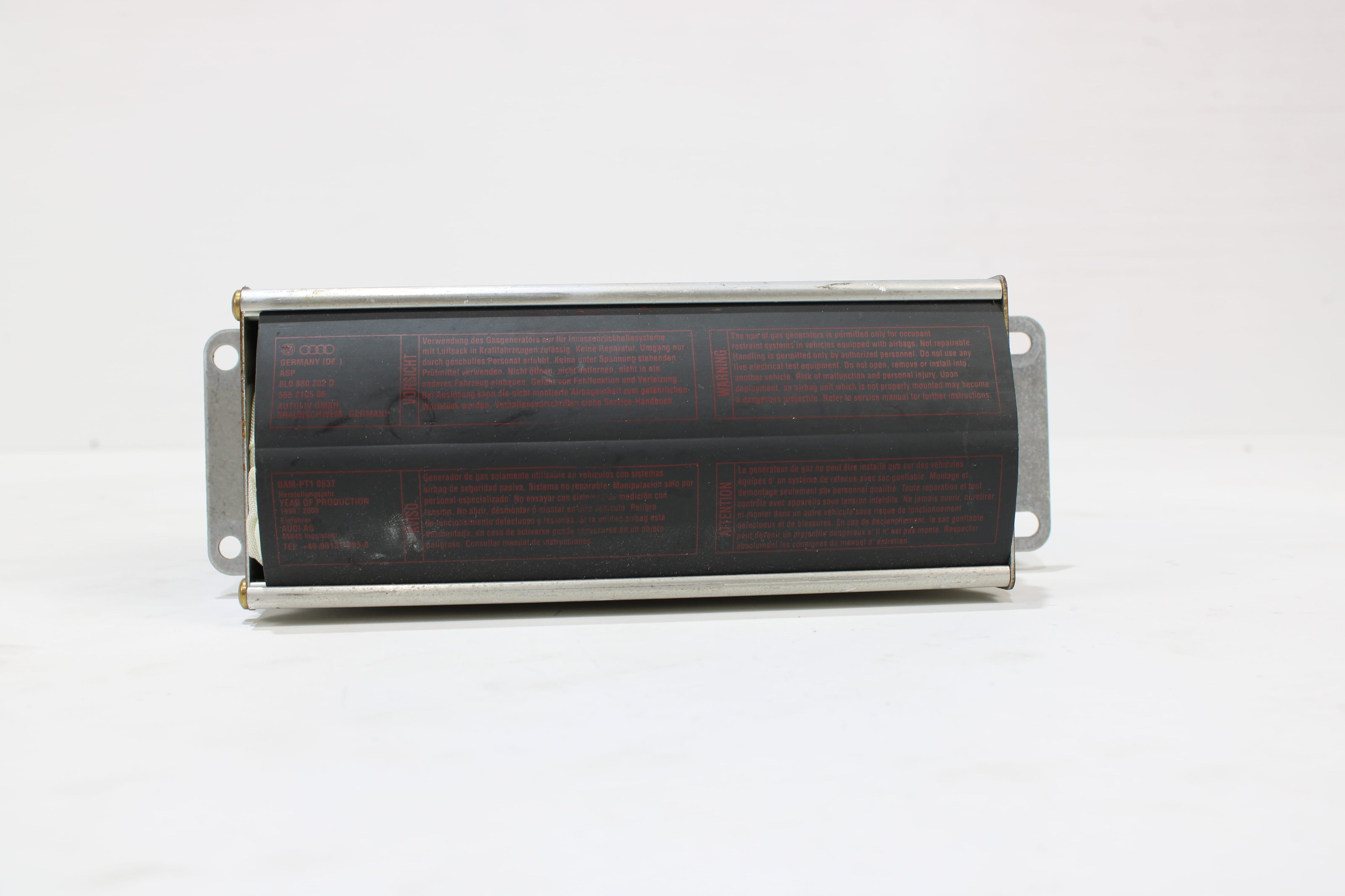 OEM Audi Dashboard Airbag – Fits Tt (2000–2001) – Part 8L0880202D - Audi