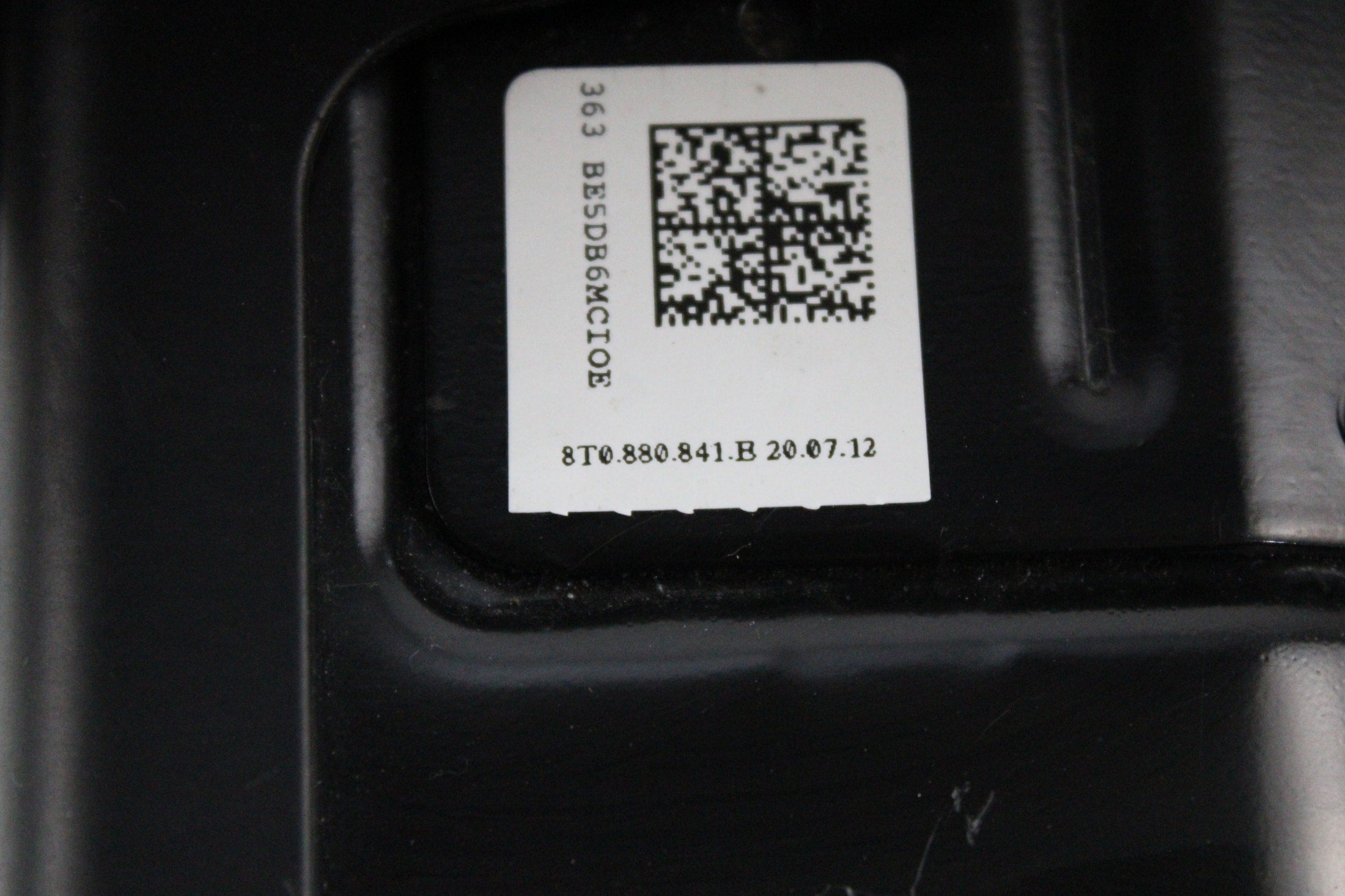 OEM Audi Driver Knee Airbag – Fits A5, S5, RS5 (2008–2009) – Part #8T0880841B - Audi
