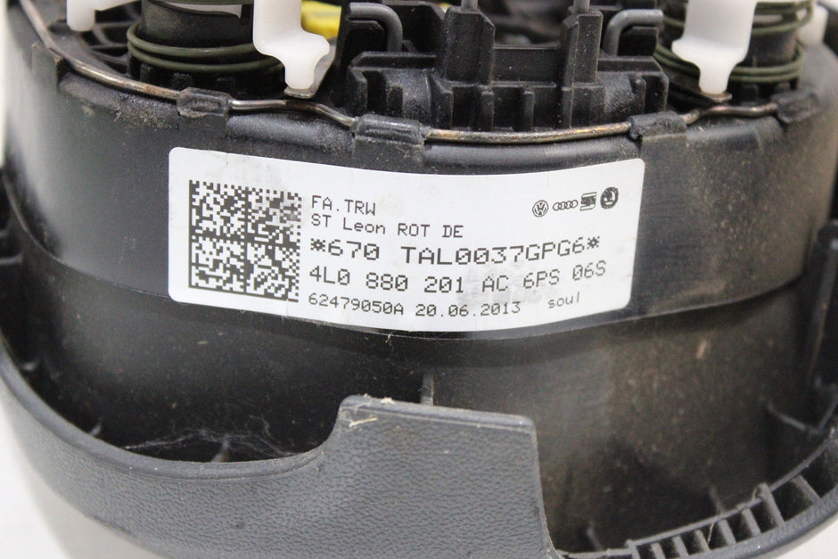 OEM Audi Driver Steering Wheel Airbag – Fits Q7 (2011–2015) – Part #4L0880201AC - Audi