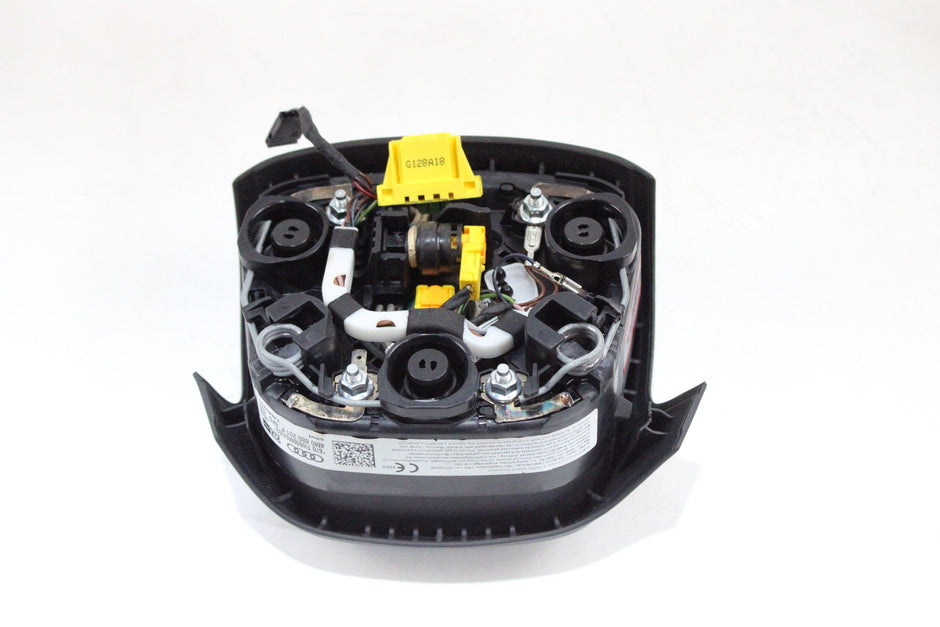 OEM Audi Driver Steering Wheel Airbag – Fits Q7 (2017–2019) – Part #4M0880201P6PS - Audi