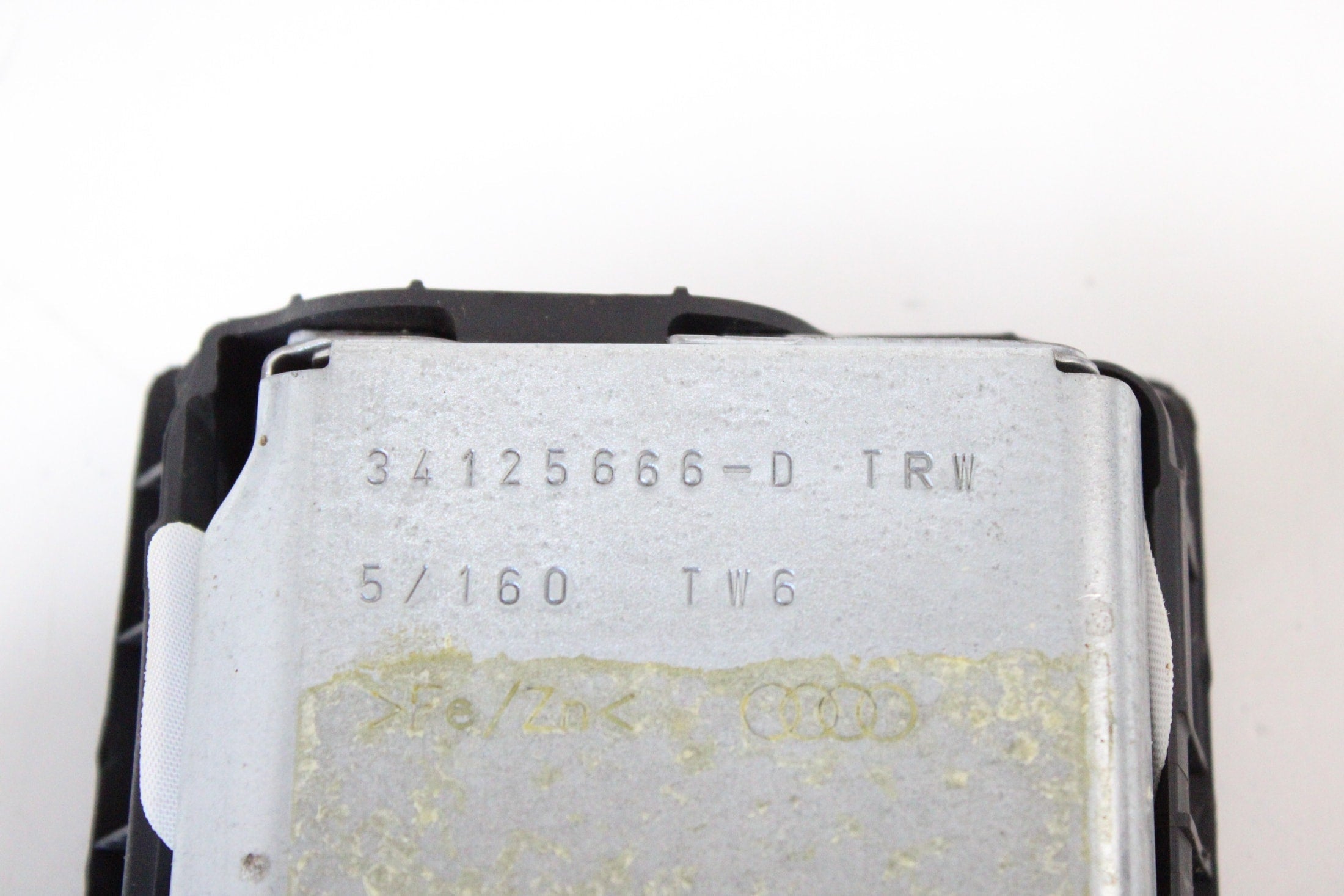 OEM Audi Passenger Knee Airbag – Fits A3, S3, A3 Cabriolet (2015) – Part #8V0880842A4PK - Audi