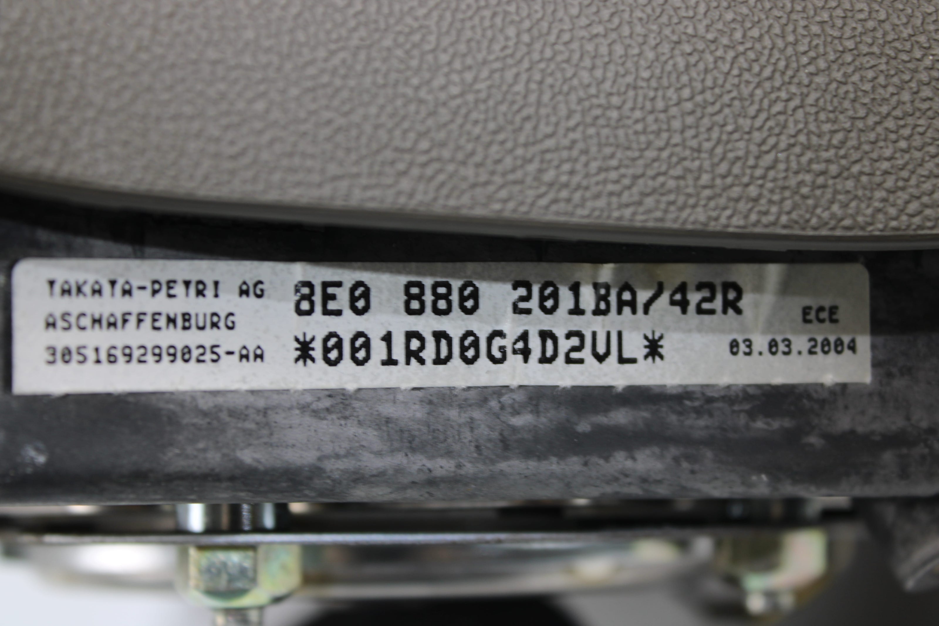 OEM Audi Steering Wheel Airbag – Fits A4 (2003–2006) – Part 8E0 880 201 - Audi