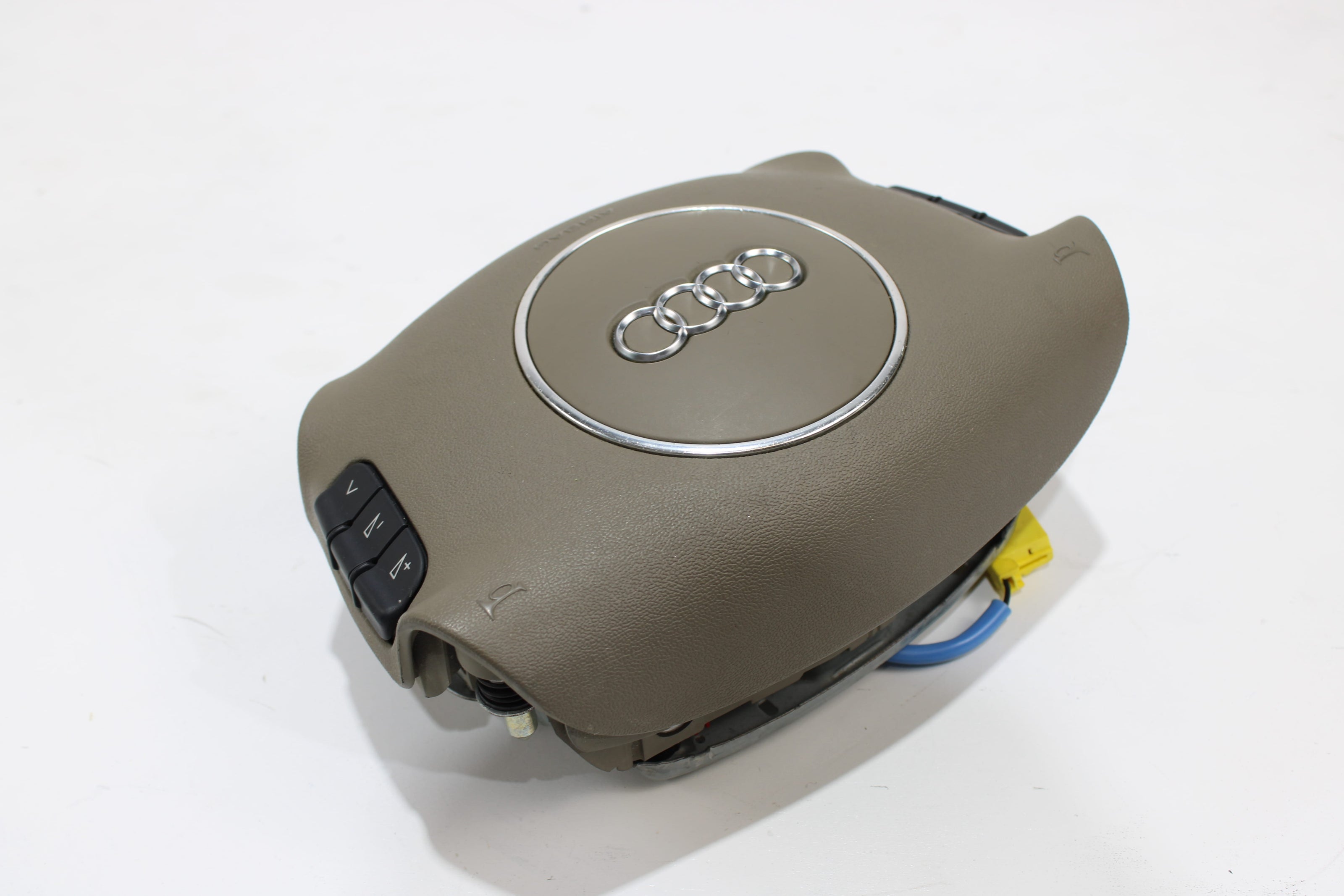 OEM Audi Steering Wheel Airbag – Fits A4 (2006–2008) – Part 8P0 880 201 - Audi