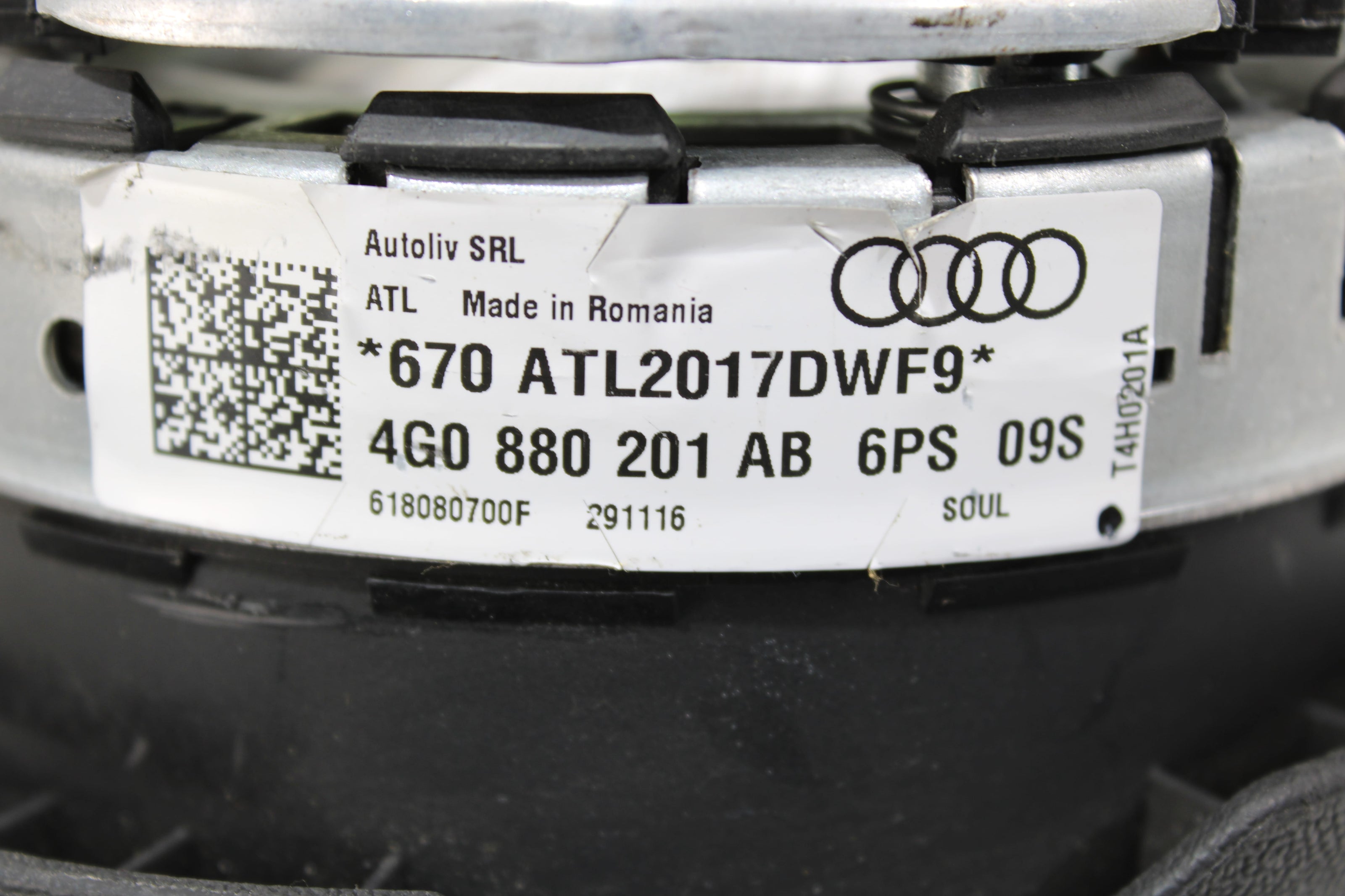OEM Audi Steering Wheel Airbag – Fits A6, S6, A7, S7, Rs7 (2012–2018) – Part 8S0880201C - Audi