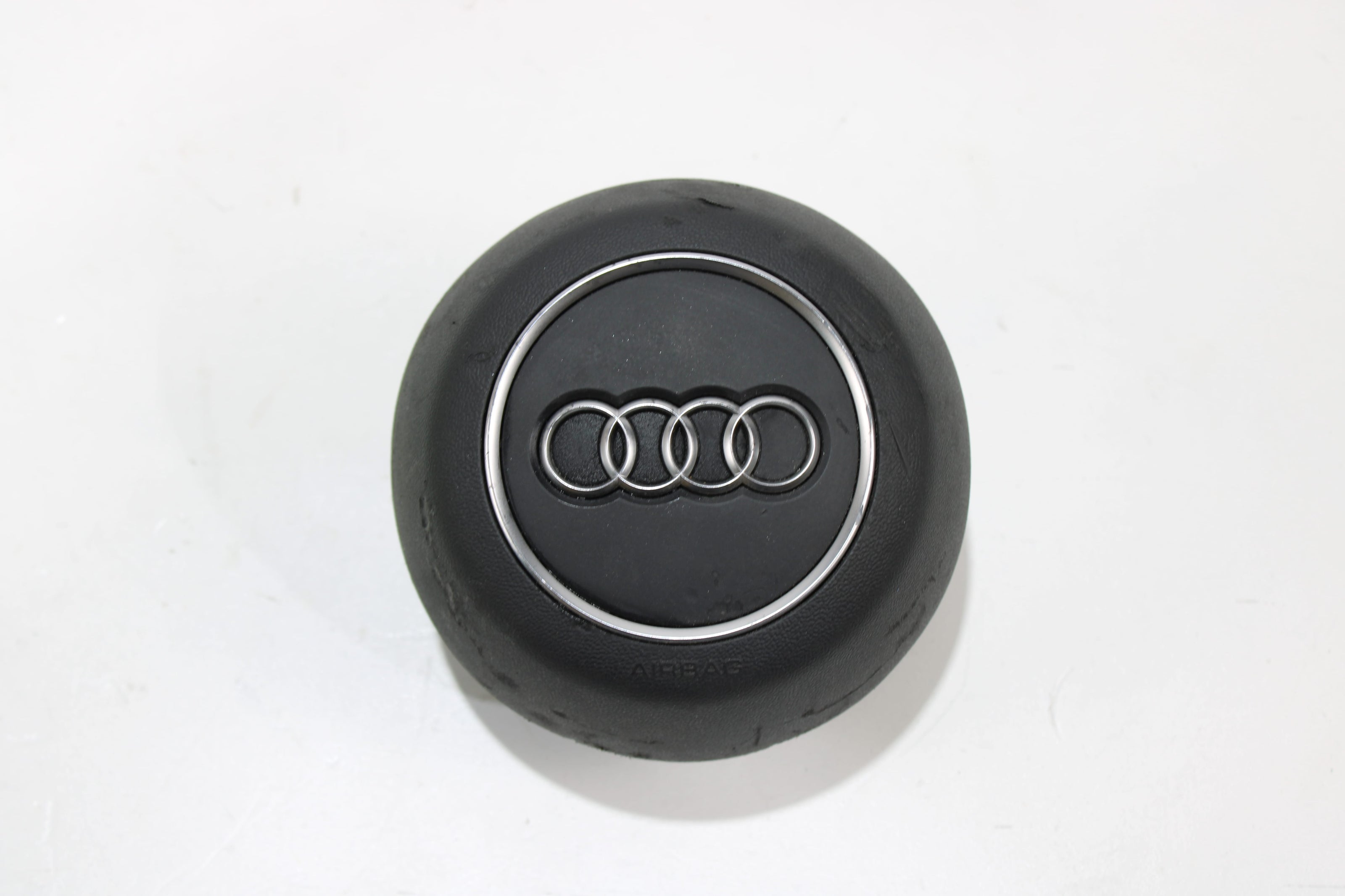 OEM Audi Steering Wheel Airbag – Fits A6, S6, A7, S7, Rs7 (2012–2018) – Part 8S0880201C - Audi