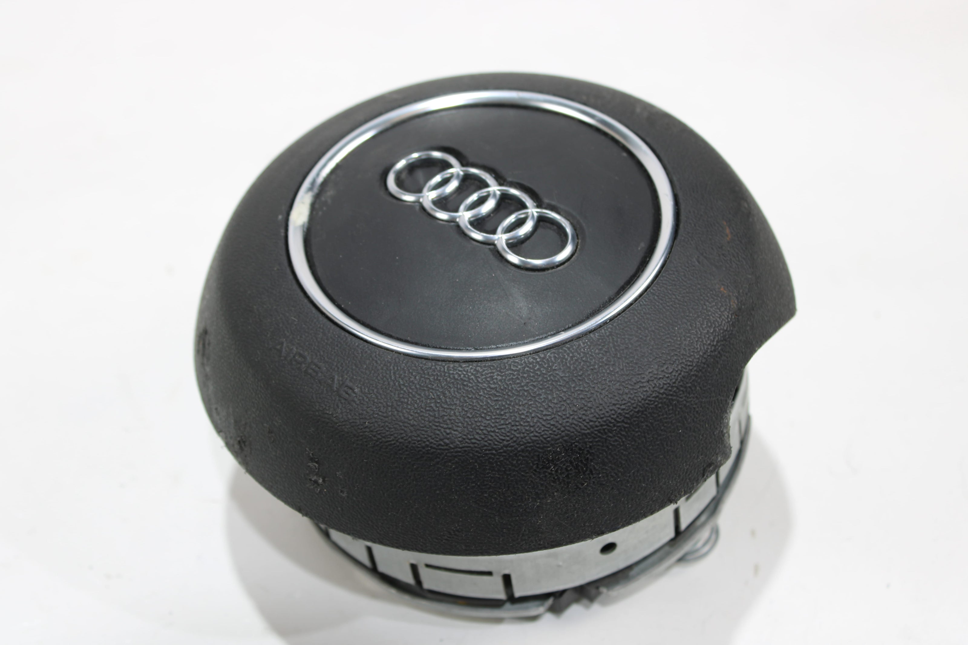 OEM Audi Steering Wheel Airbag – Fits A6, S6, A7, S7, Rs7 (2012–2018) – Part 8S0880201C - Audi