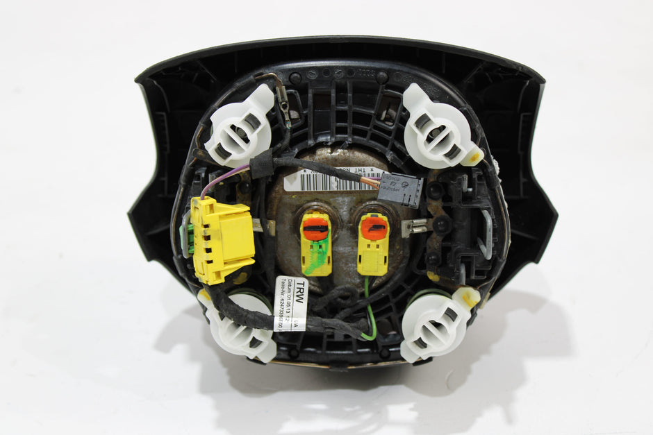 OEM Audi Steering Wheel Airbag – Fits Q5, Sq5 (2013–2017) – Part 8R0880201J - Audi