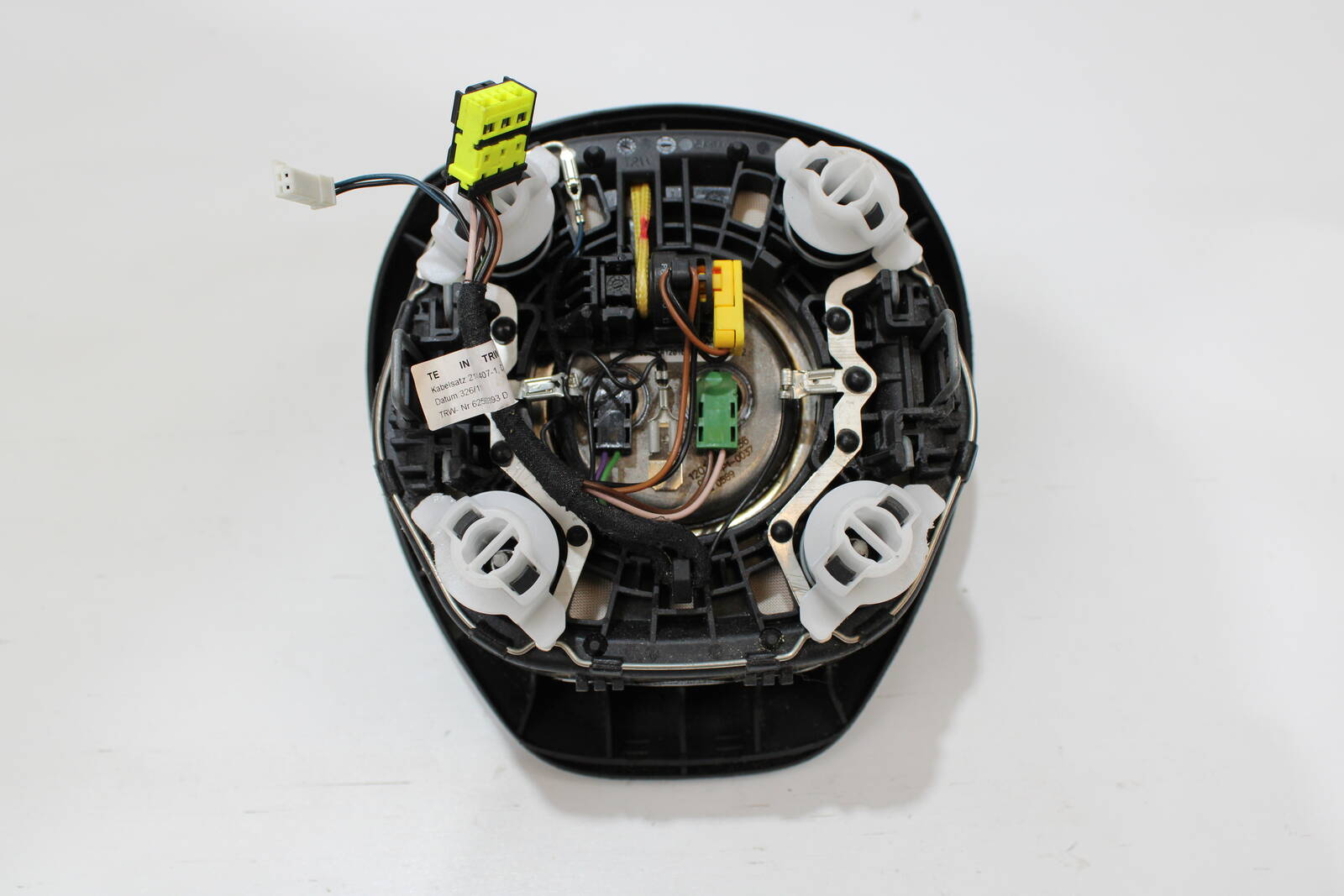 OEM BMW 320i, 328i, 335i, 340i Driver Airbag (2012–2018) | Part 6857901 - 02 - BMW