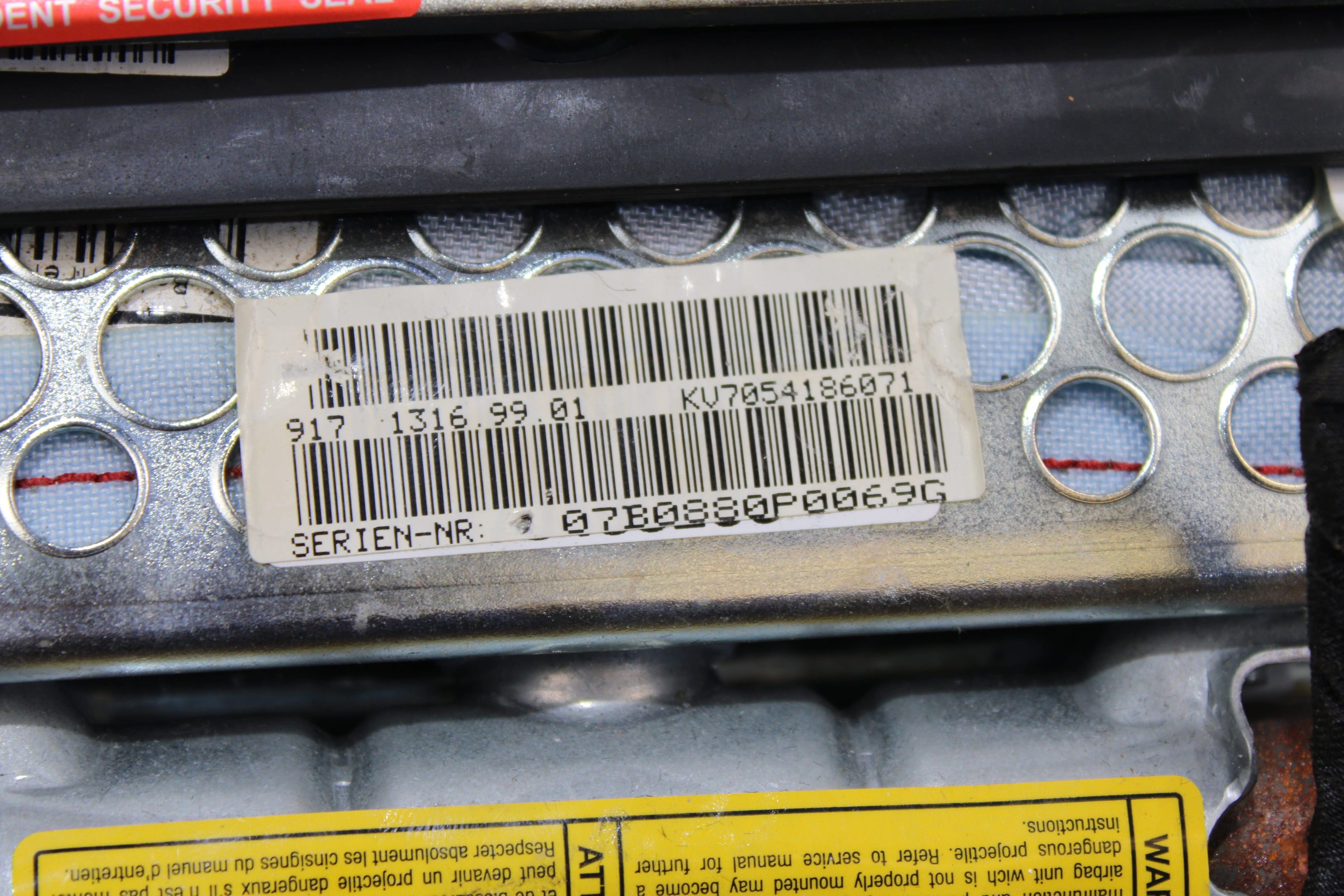 OEM Bmw Knee Airbag – Fits Z4 (2003–2008) – Part 72127054186 - Bmw