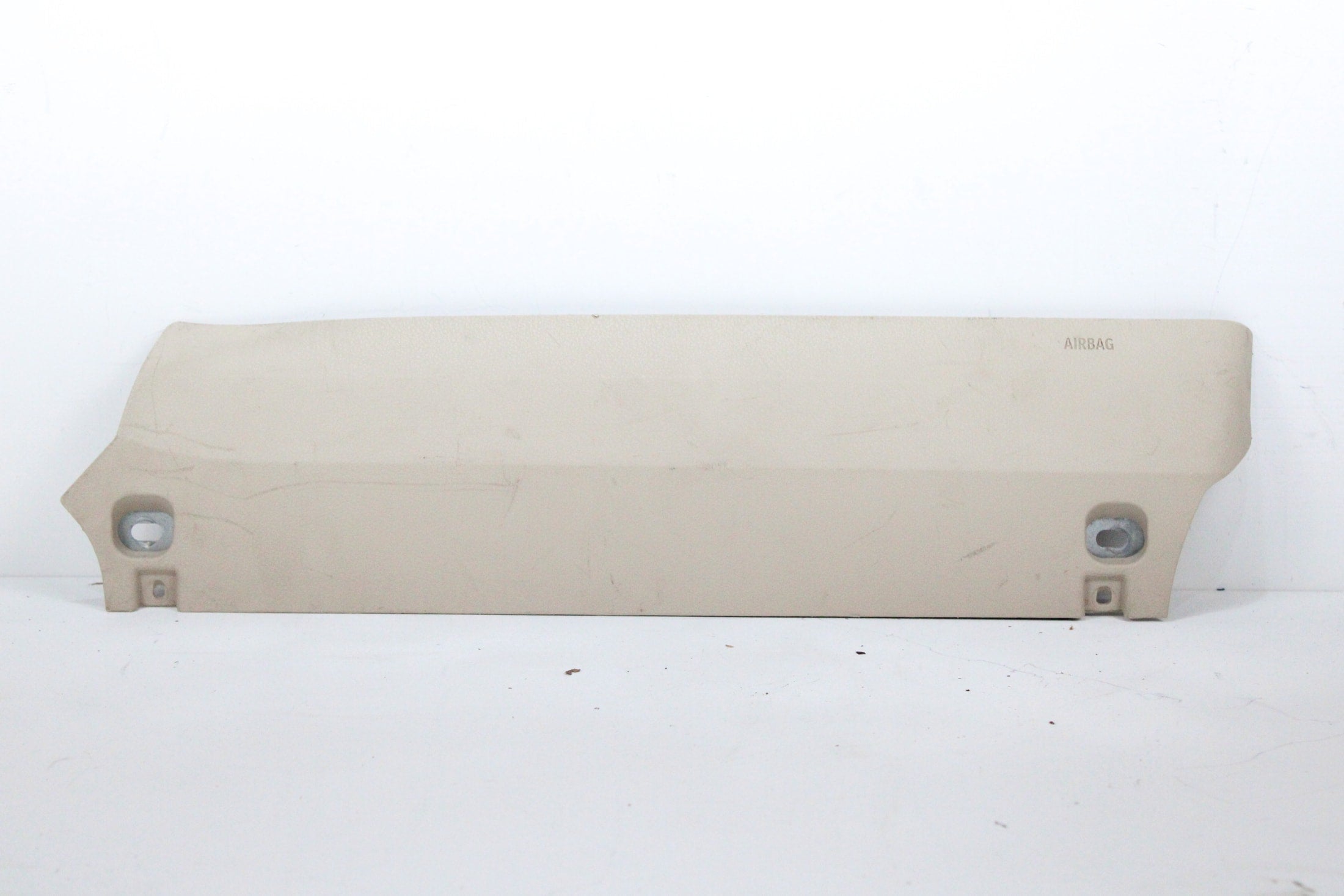 OEM BMW Passenger Knee Airbag – Fits 7 Series (2009–2015) and Alpina B7 (2011–2015) – Part #72129176285 - BMW