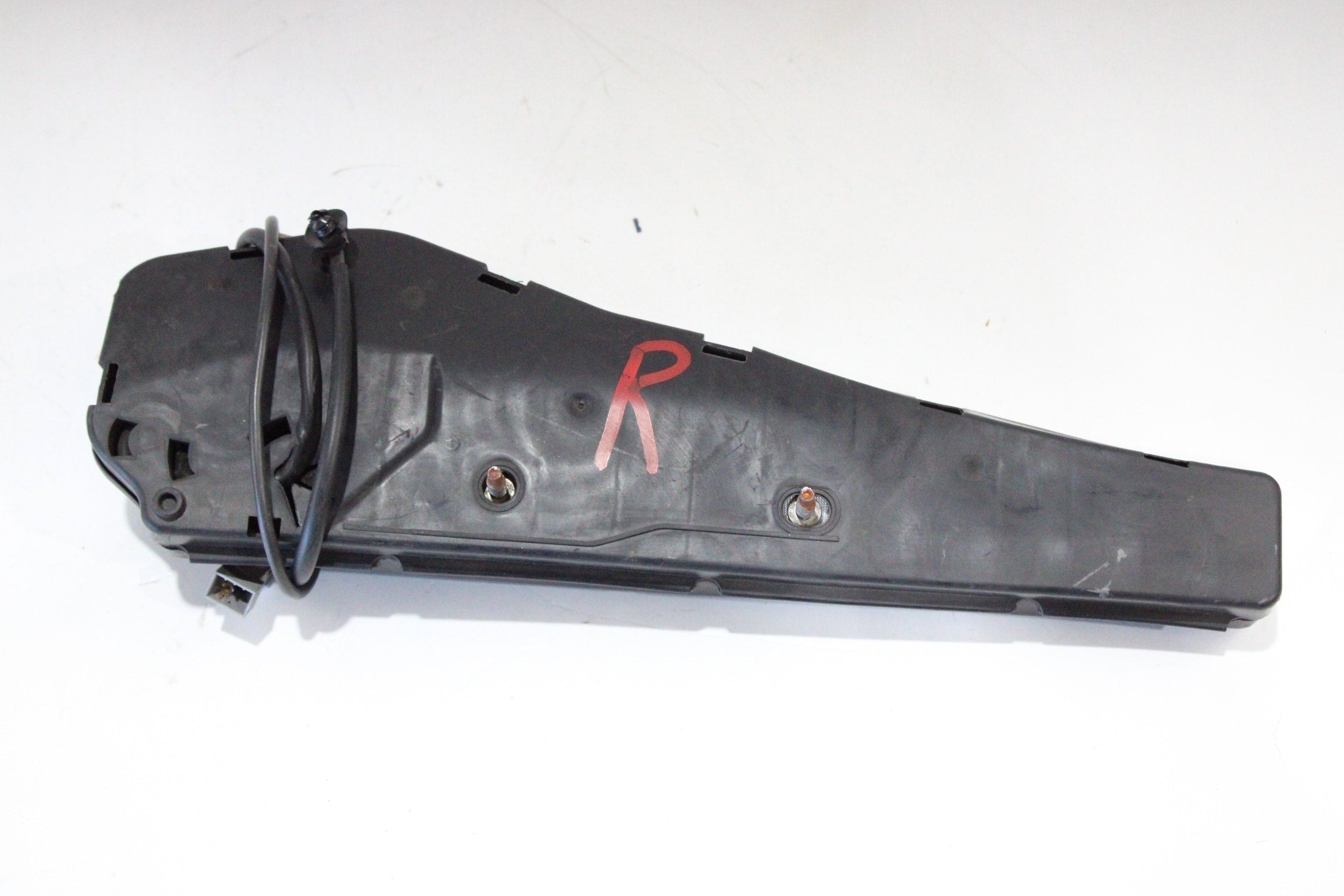 OEM BMW Passenger Seat Airbag – Fits 328I, 335I (2007–2013) and 328I Xdrive (2009–2012) and 330I (2006) and 335D (2009–2011) and 335I Xdrive (2009–2013) and M3 (2008–2013) – Part #7165352 - BMW