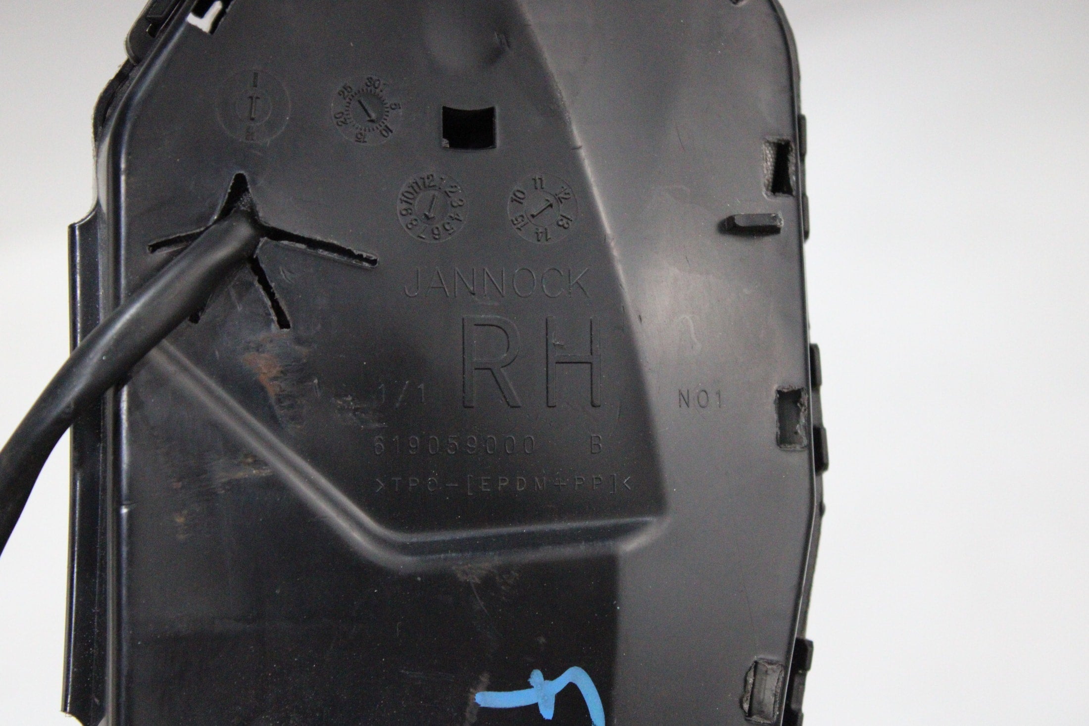 OEM BMW Side Airbag – Fits 3 Series (2011–2019) – Part 7269084-02 - BMW