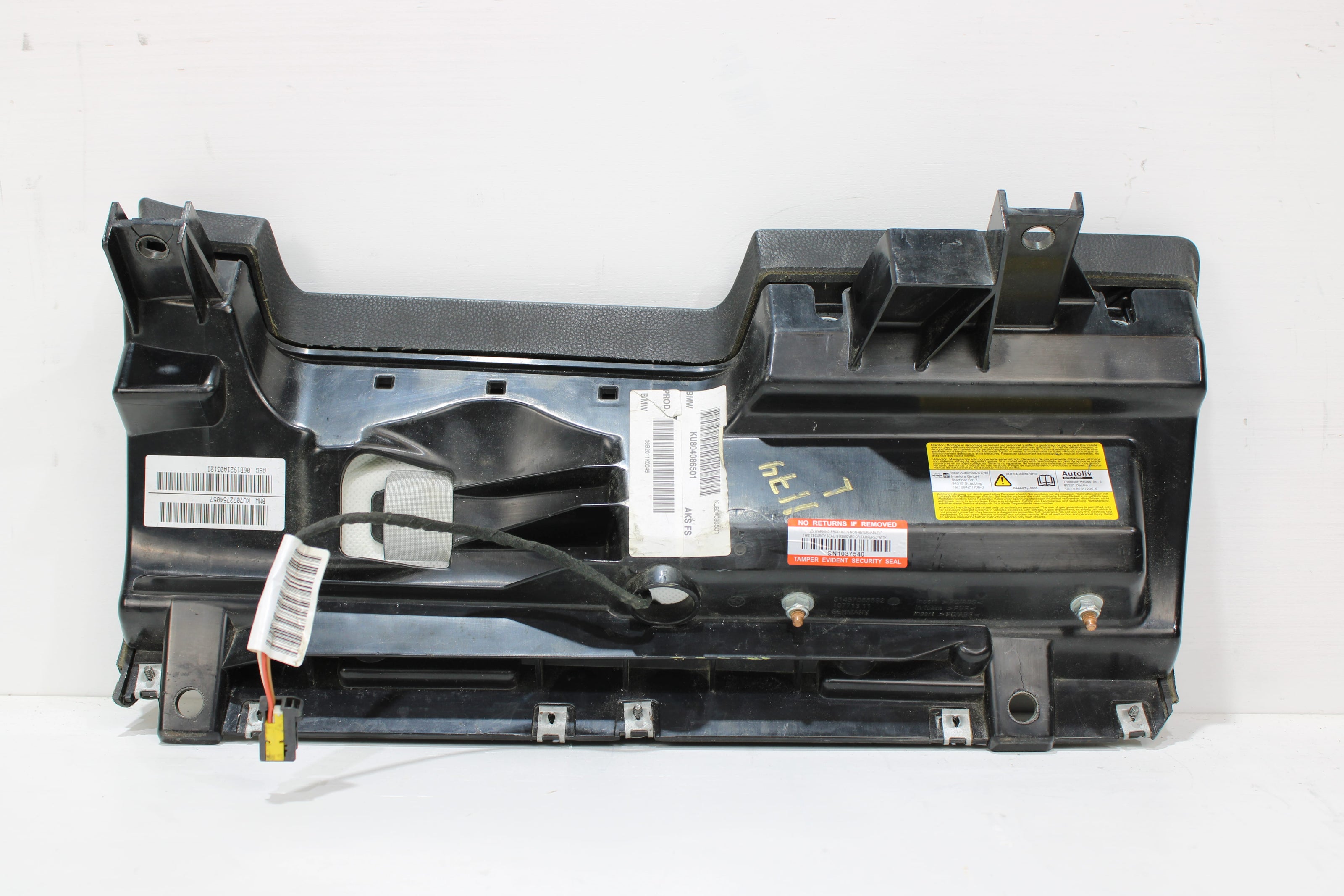 OEM Bmw Steering Wheel Airbag – Fits 650I, M6 (2006–2010) – Part 51458040865 - Bmw