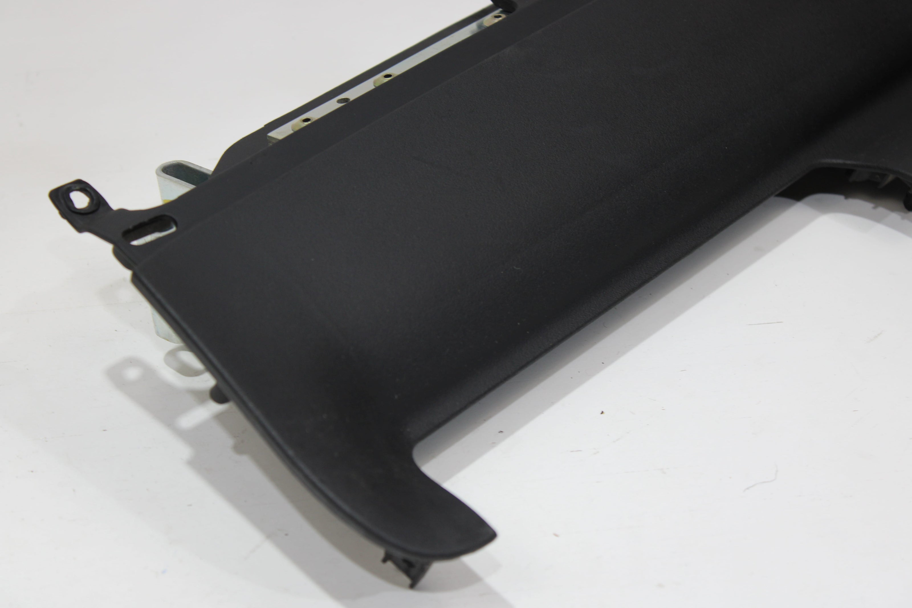 OEM Bmw Steering Wheel Airbag – Fits Z4 (2003–2008) – Part 72127054182 - Bmw