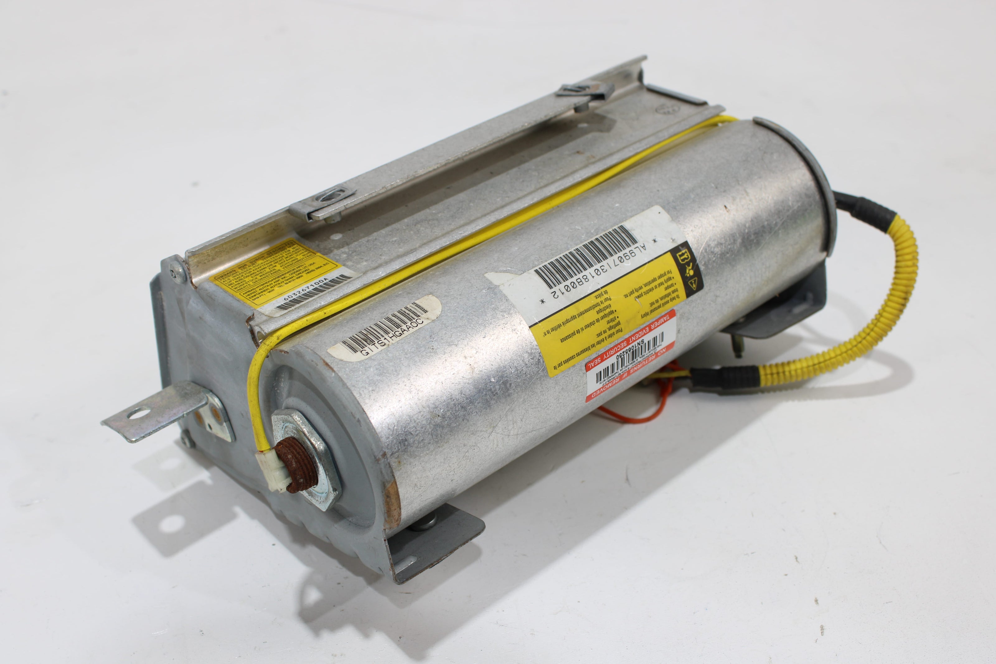 OEM Cadillac, Chevrolet Dashboard Airbag – Fits Xlr, Corvette (2004–2013) – Part 25782416 - Cadillac