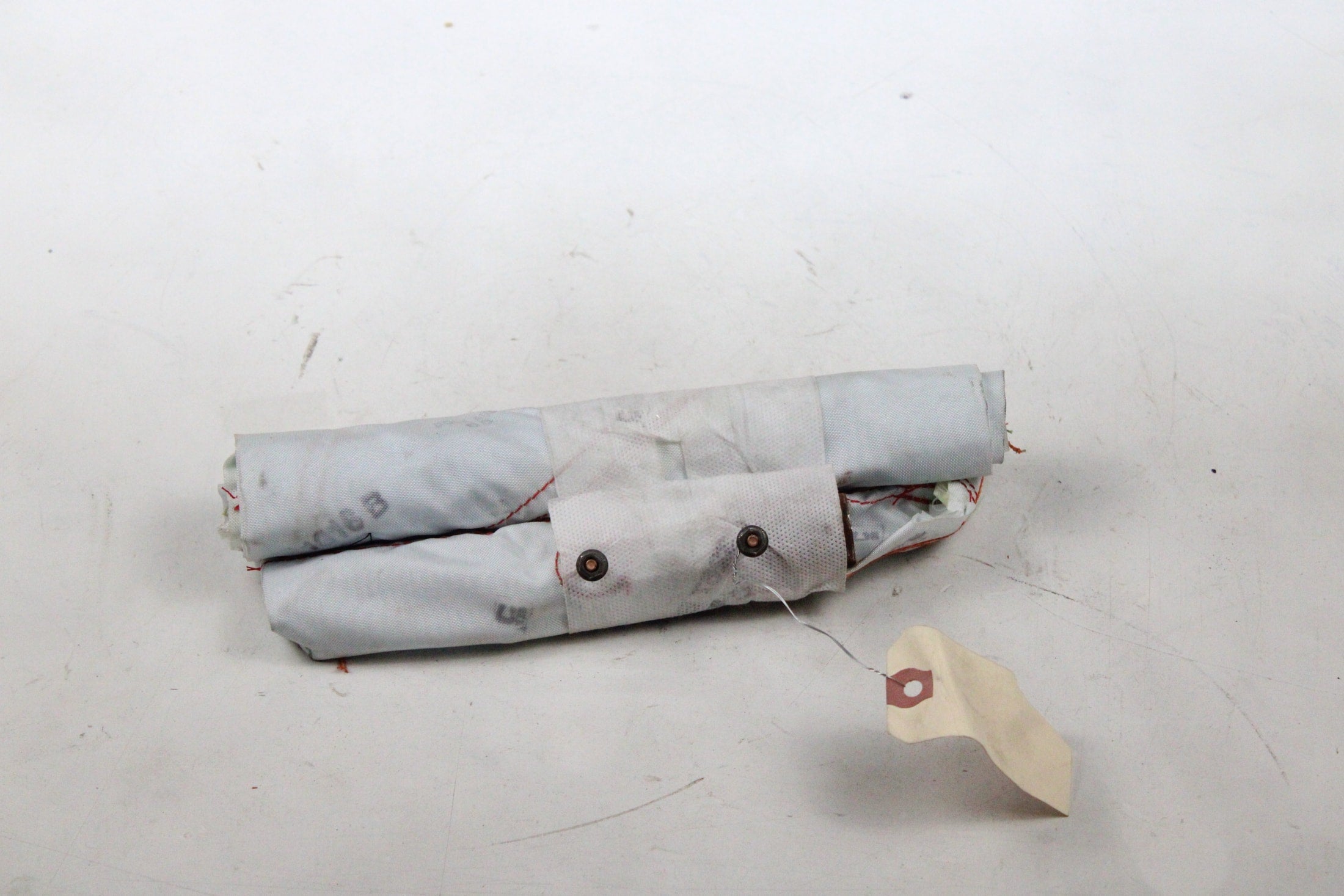 OEM Cadillac / Gm Side Airbag – Fits Escalade, Escalade Esv, Suburban 1500, Tahoe, Yukon, Yukon Xl 1500 (2015–2020) and Silverado 1500 Pickup (2014–2018) & more – Part #23425292 - Cadillac / Gm