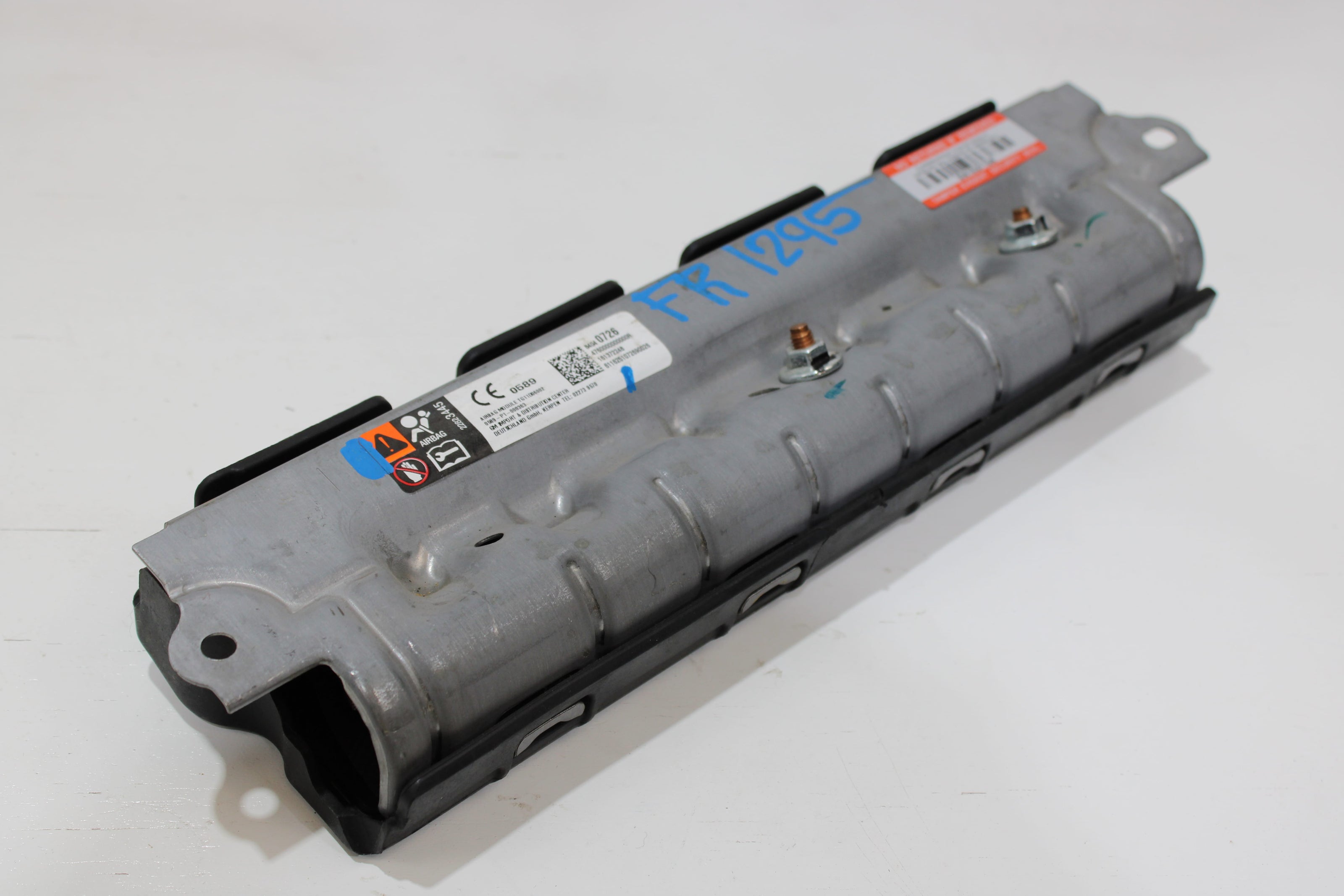 OEM Cadillac Knee Airbag – Fits Cts, Ats (2013–2019) – Part 84040728 - Cadillac