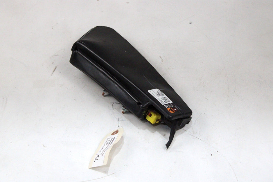 OEM Chevorlet Side Airbag – Fits Equinox, Terrain (2018–2024) – Part #84288918 - Chevorlet