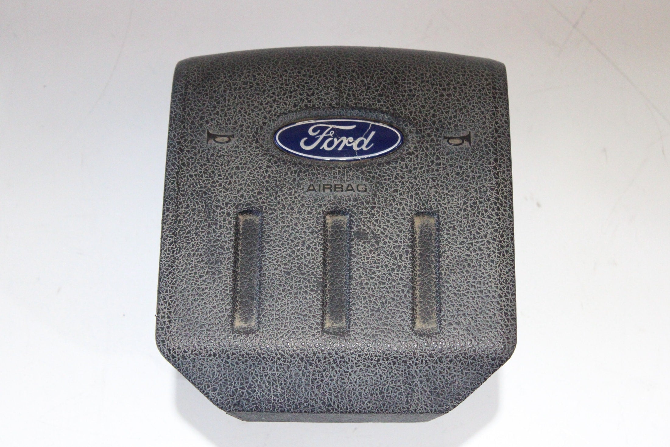 OEM Ford Driver Steering Wheel Airbag – Fits F-250 Super Duty, F-350 Super Duty, F-450 Super Duty, F-550 Super Duty (2008–2010) – Part #7C3Z-25043B13-AB - Ford