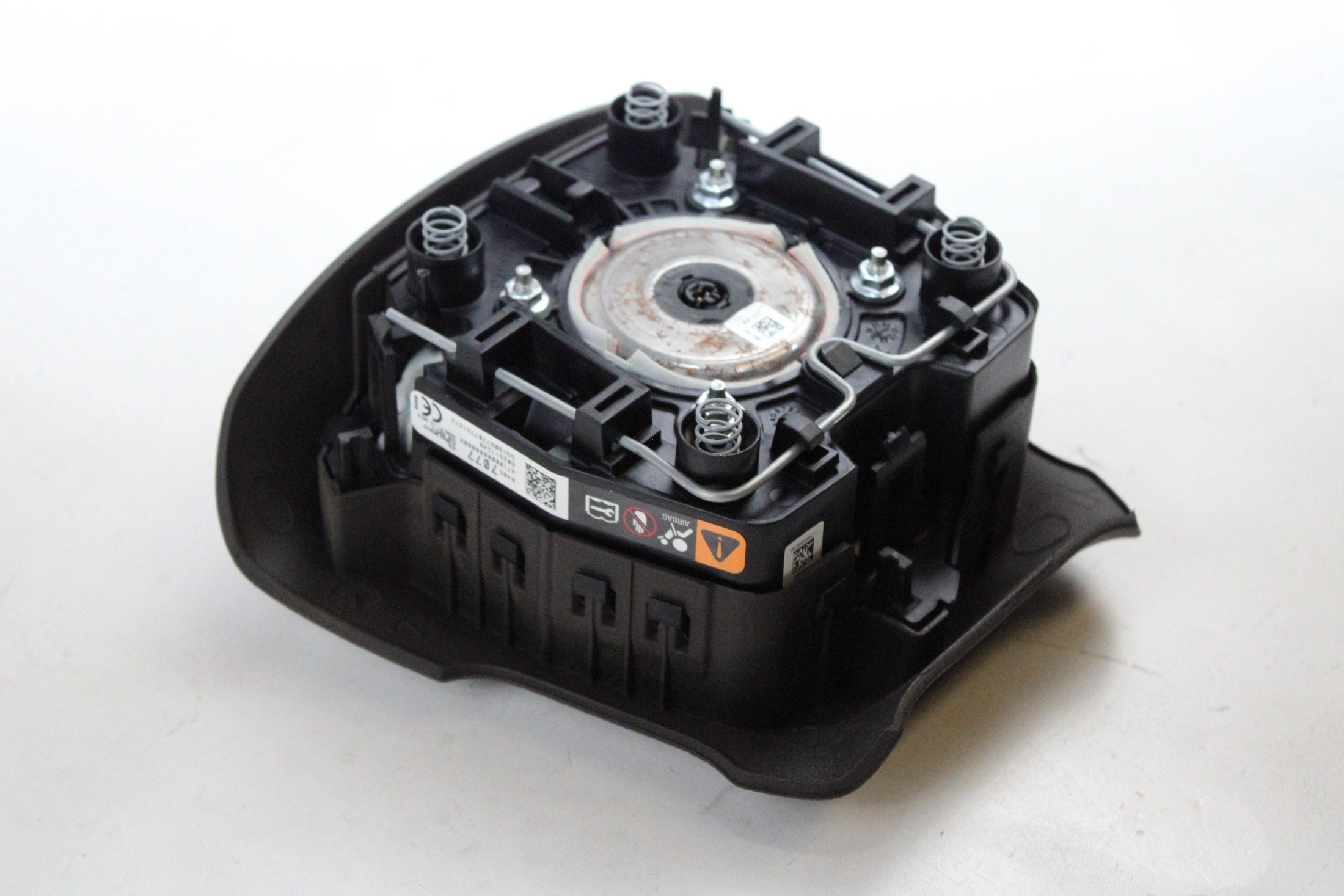 OEM GMC Driver Steering Wheel Airbag – Fits Sierra 2500 HD, Sierra 3500 HD (2015–2019) – Part #84057077 - GMC