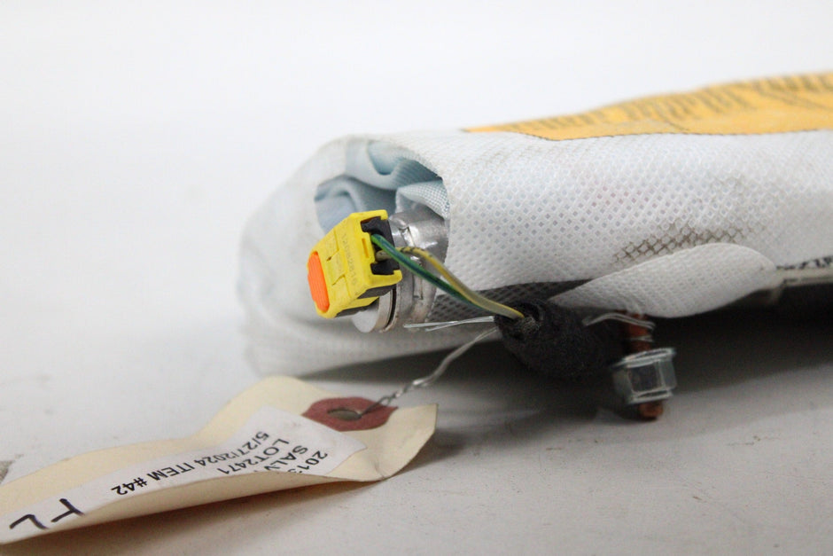OEM Land Rover Driver Seat Airbag – Fits Range Rover Evoque, Discovery Sport (2012–2021) – Part LR026021 - Land Rover