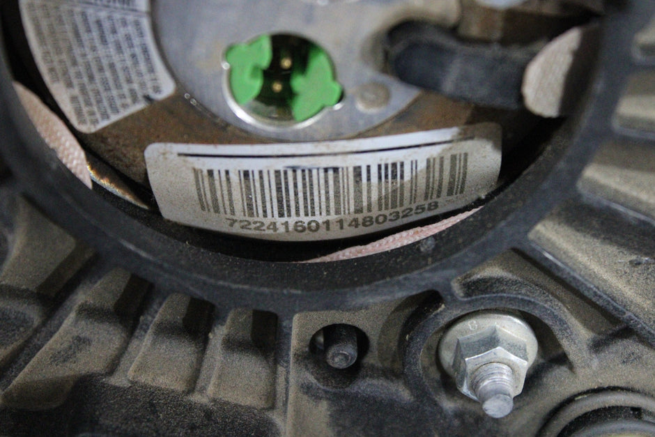 OEM Land Rover Driver Steering Wheel Airbag – Fits LR4 (2014–2016) – Part #LR051756 - Land Rover