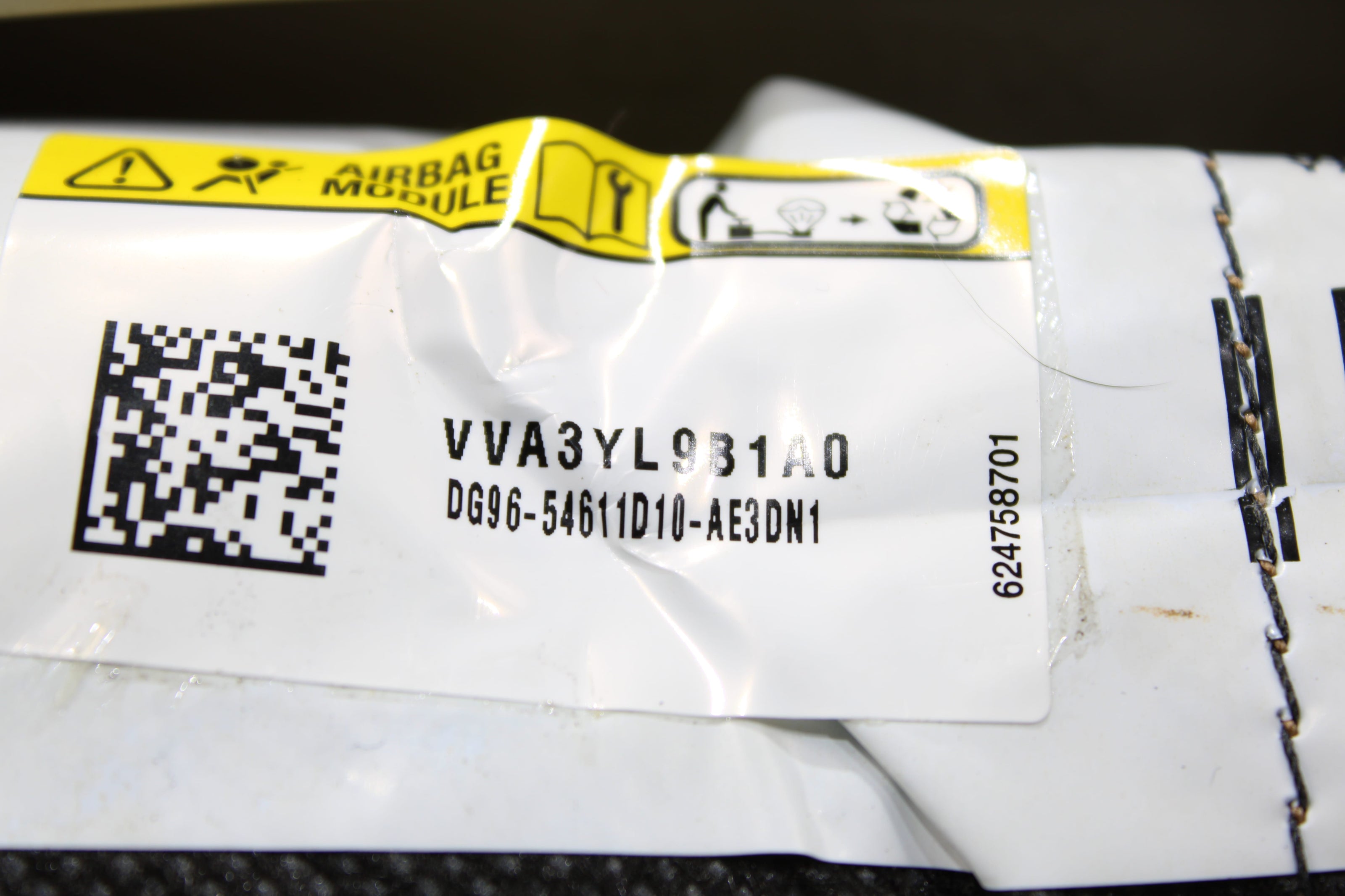 OEM Lincoln, Ford Side Airbag – Fits Mkz, Fusion (2013–2016) – Part DG96 - 54611D10 - AE3DN1 - Lincoln