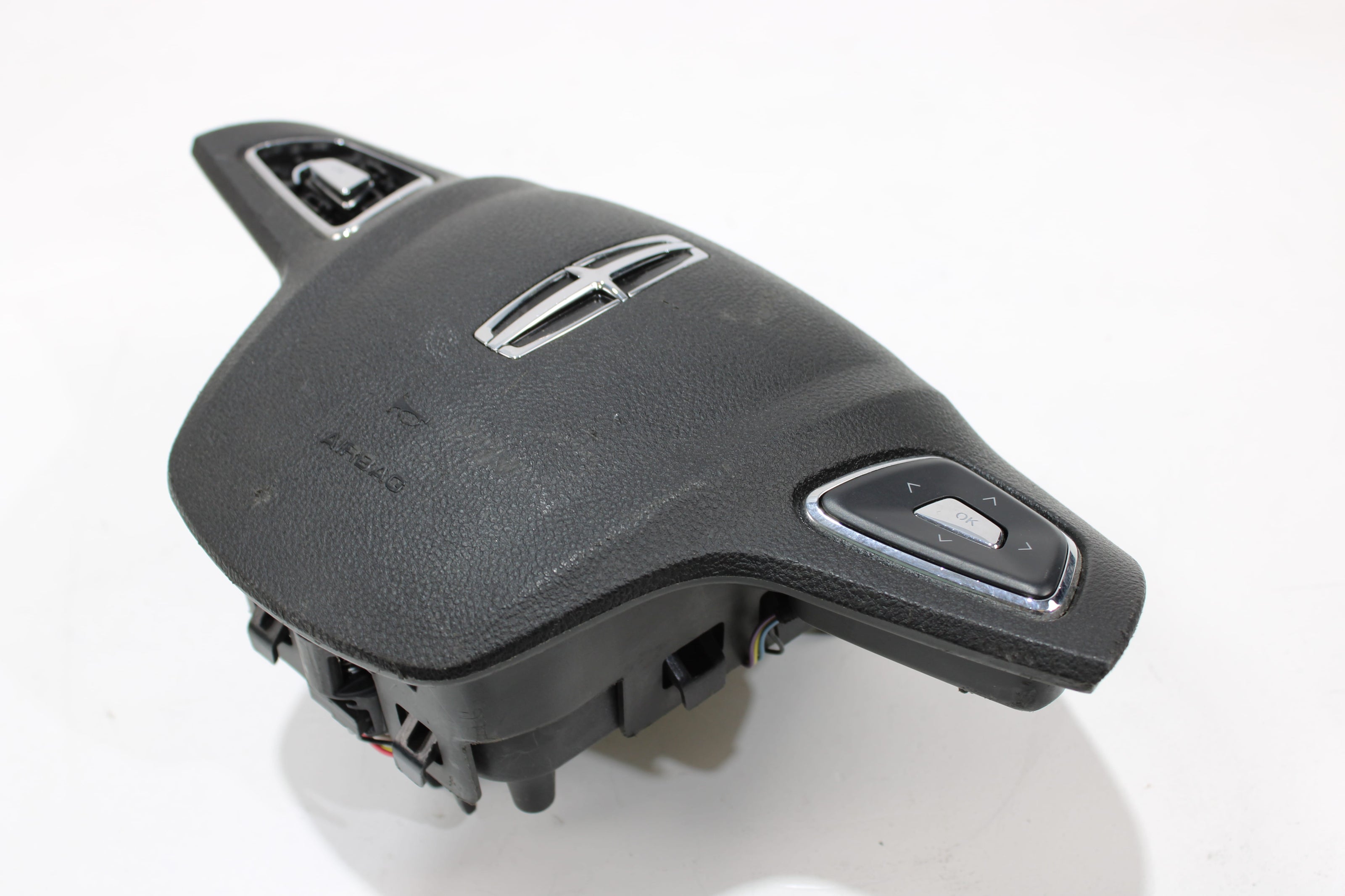OEM Lincoln Steering Wheel Airbag – Fits Mkz (2015–2016) – Part DP5Z78043B13BA - Lincoln