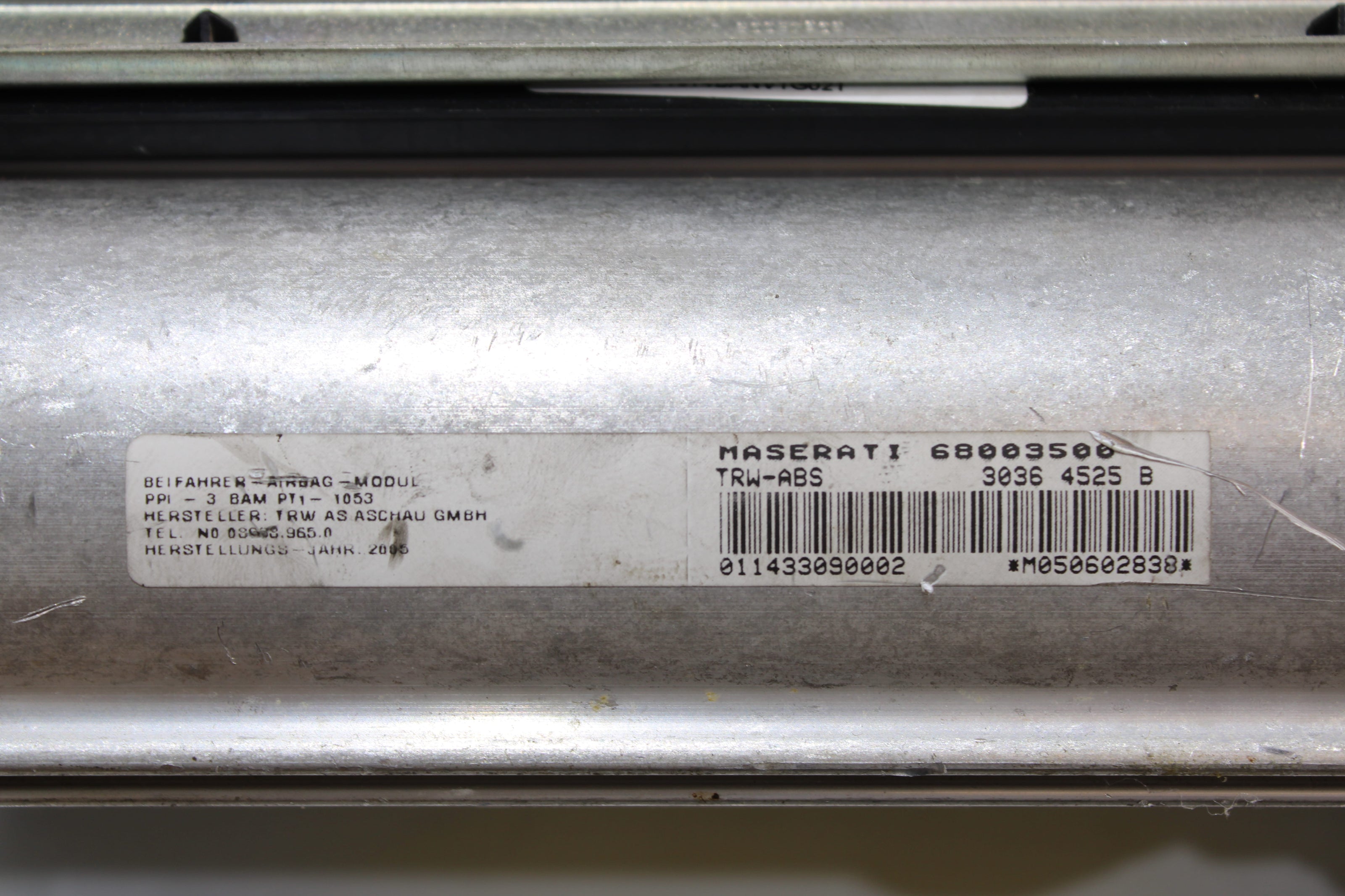 OEM Maserati Dashboard Airbag – Fits Quattroporte (2003–2008) – Part 981430021 - Maserati