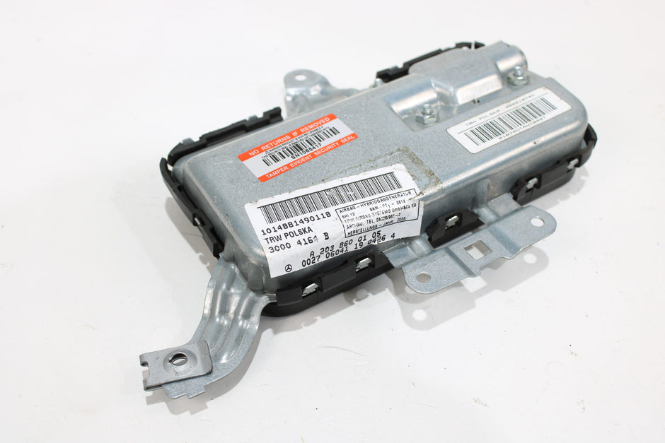 OEM Mercedes - Benz Airbag – Fits E320, E350, E500, E55, Cls500, Cls550, Cls55, Cls63 (2003–2011) – Part A2038600105 - Mercedes - Benz