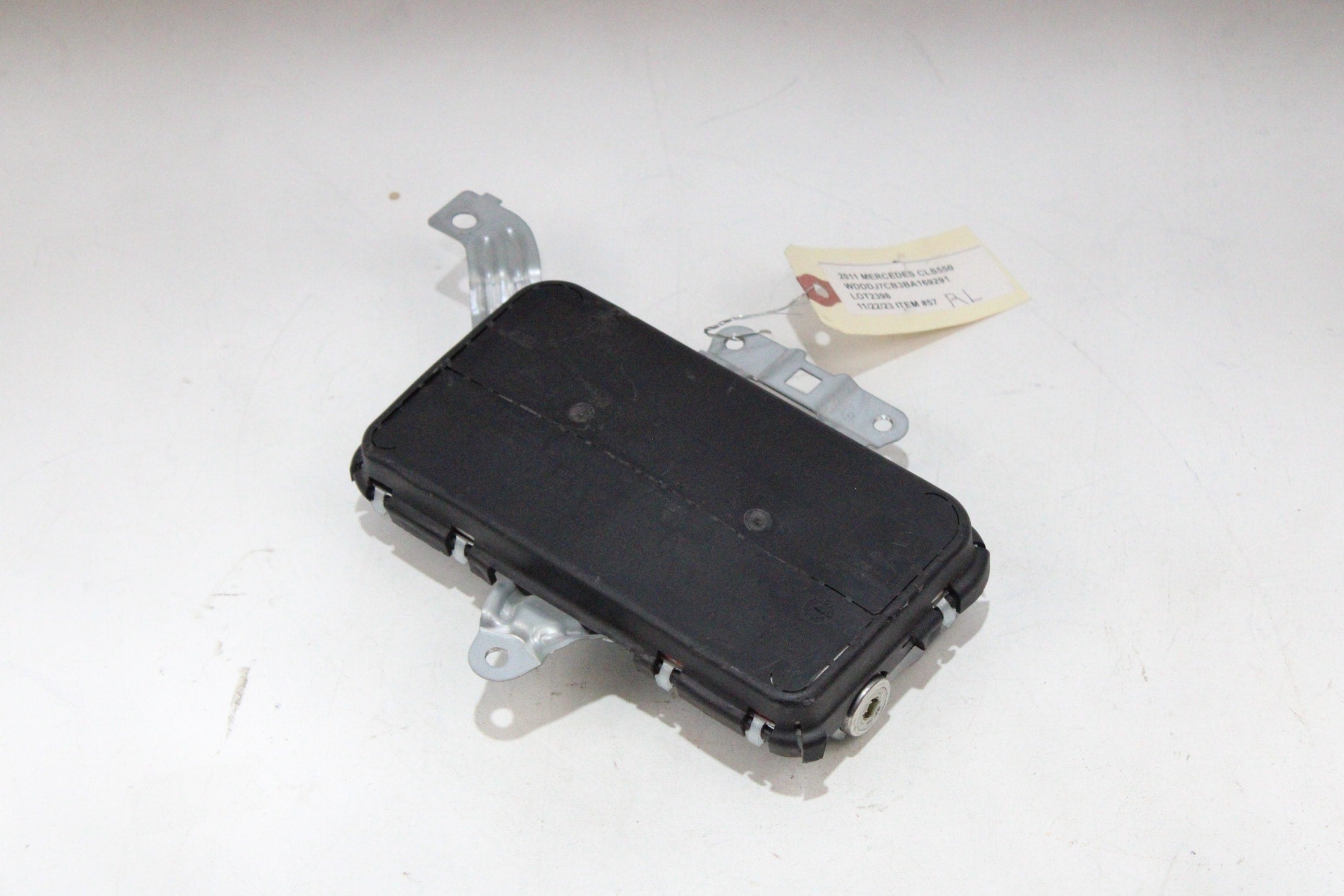 OEM Mercedes-Benz Airbag – Fits E320, E350, E500, E55, Cls500, Cls550, Cls55, Cls63 (2003–2011) – Part A2038600105 - Mercedes-Benz